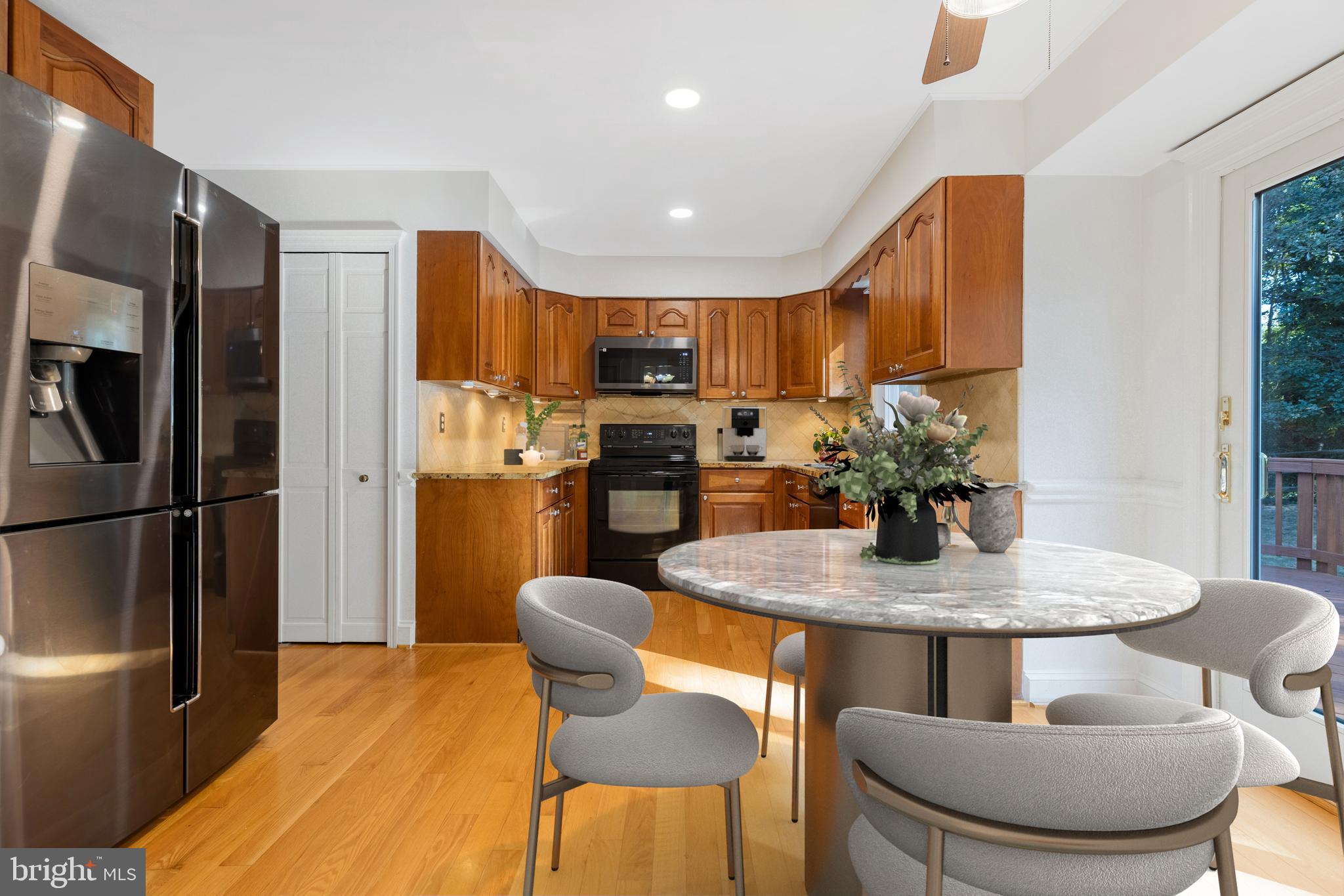 ROLLING VALLEY - Residential