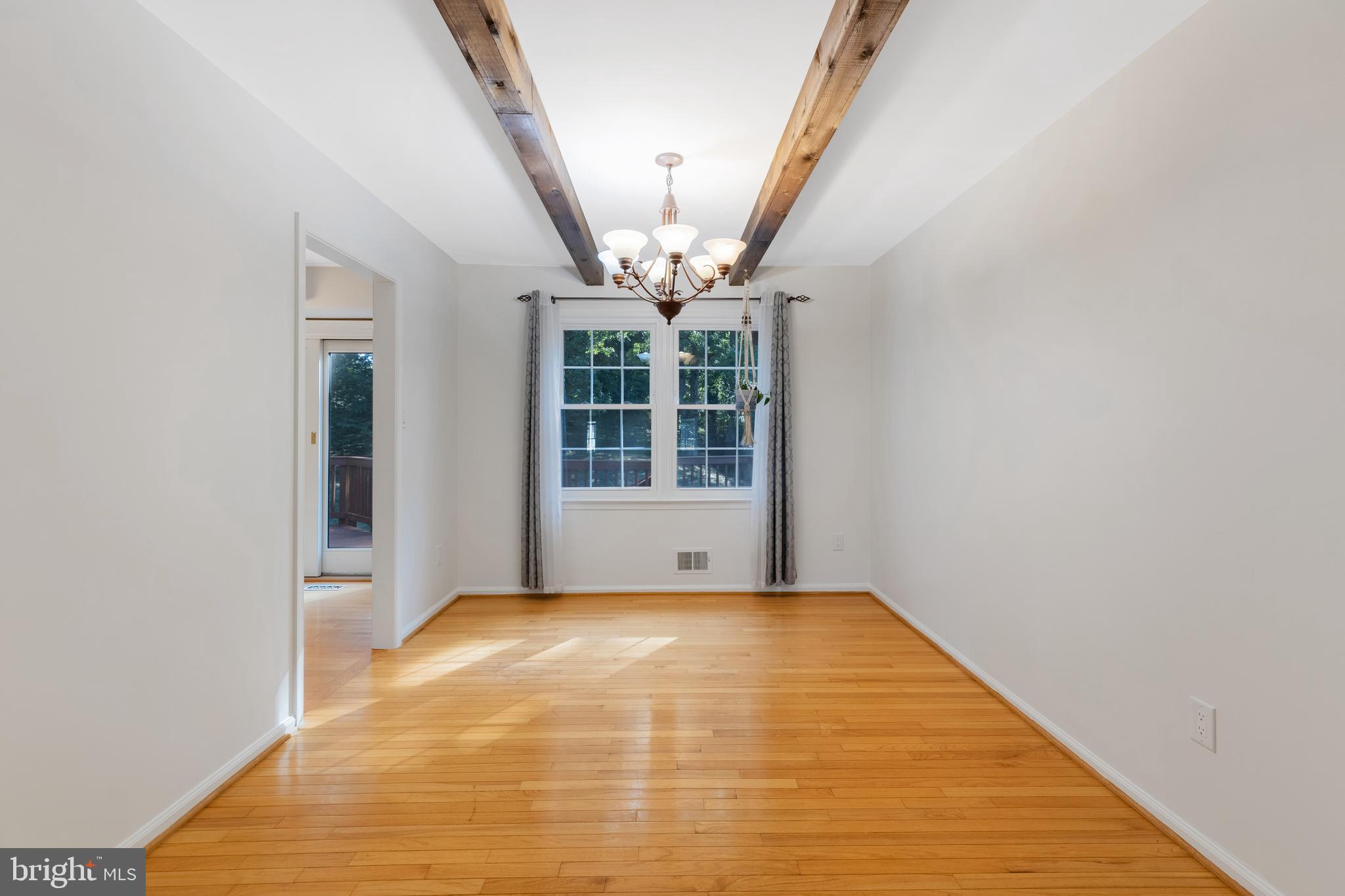 ROLLING VALLEY - Residential