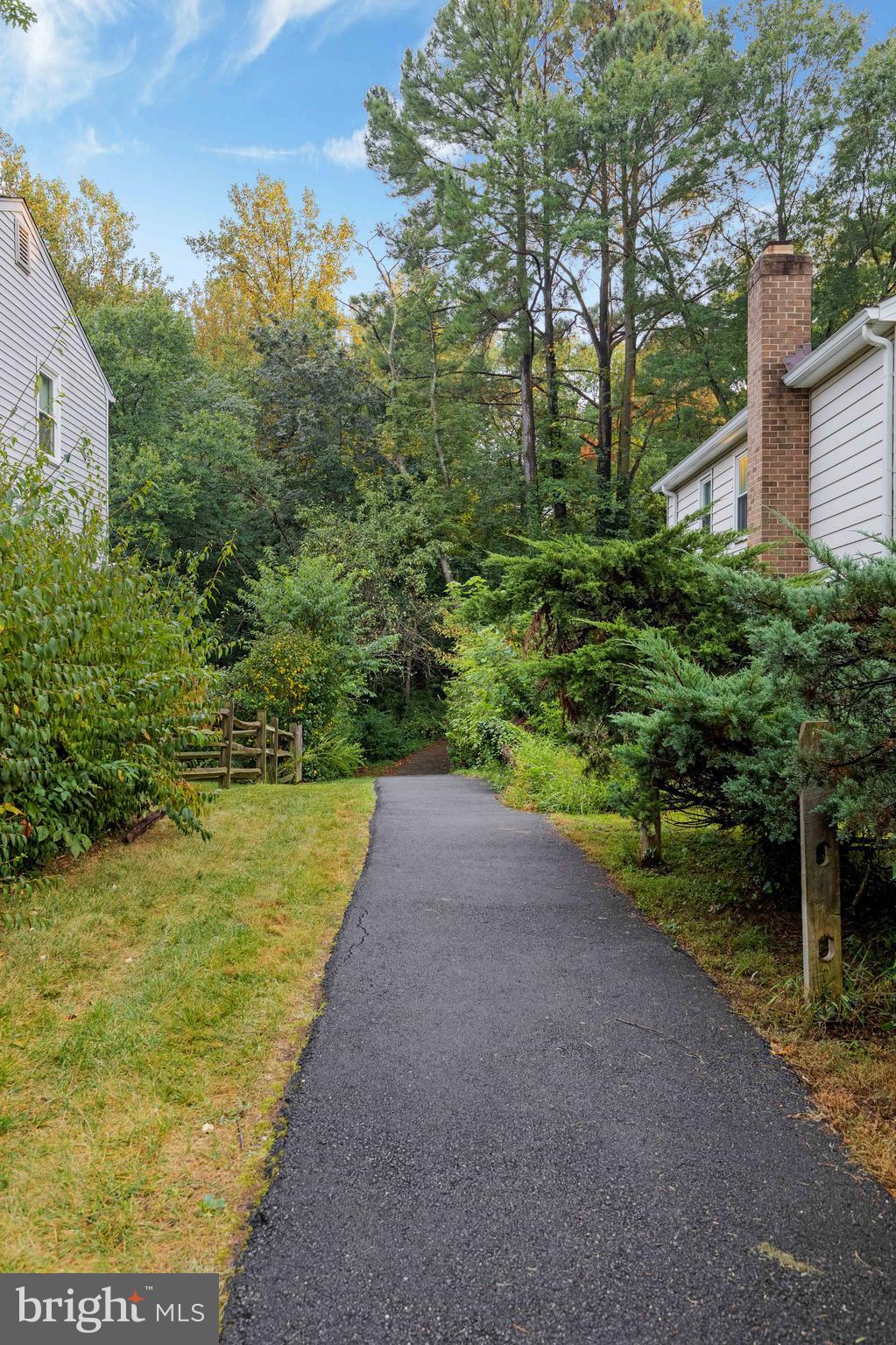 ROLLING VALLEY - Residential