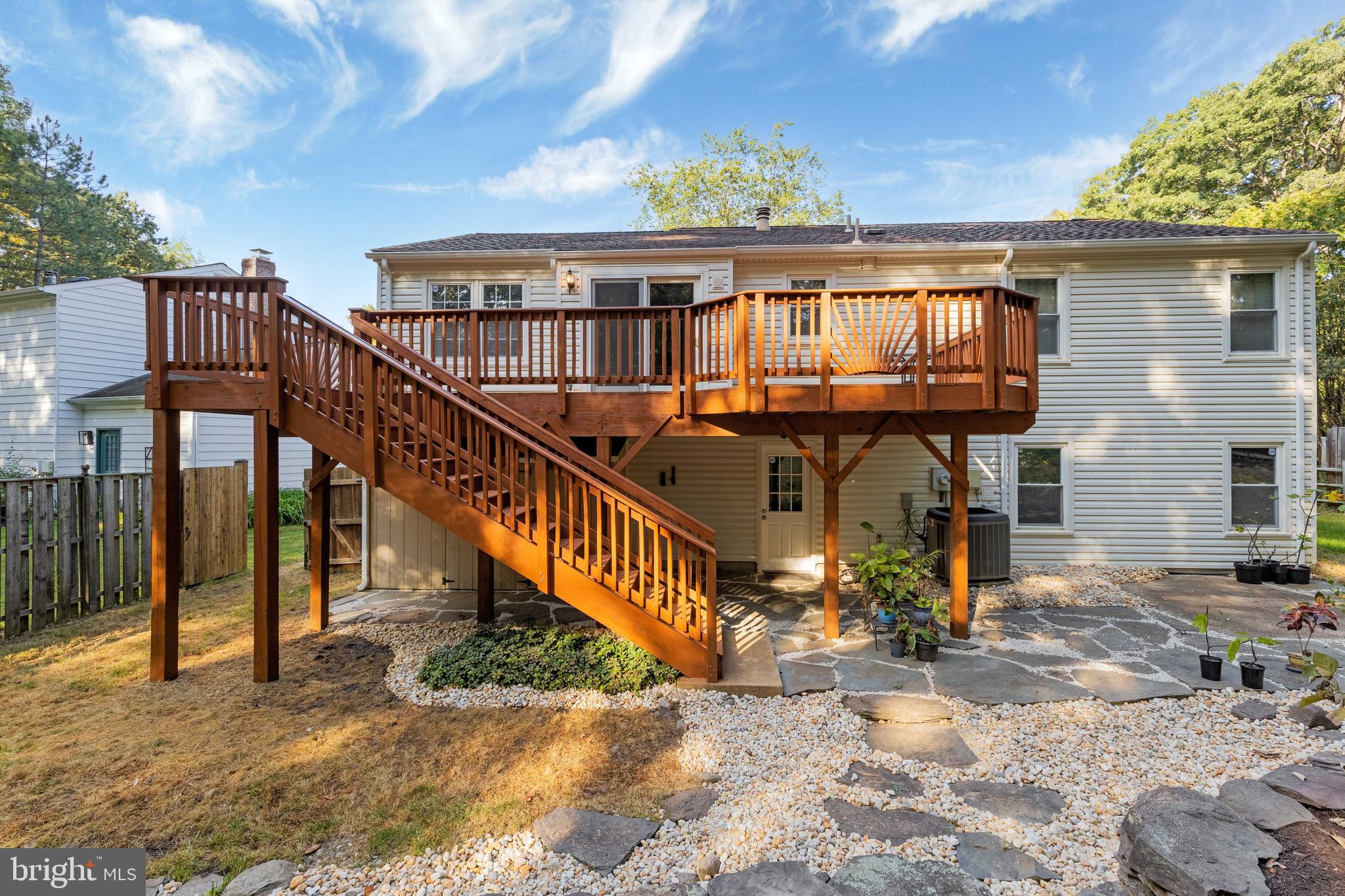 ROLLING VALLEY - Residential