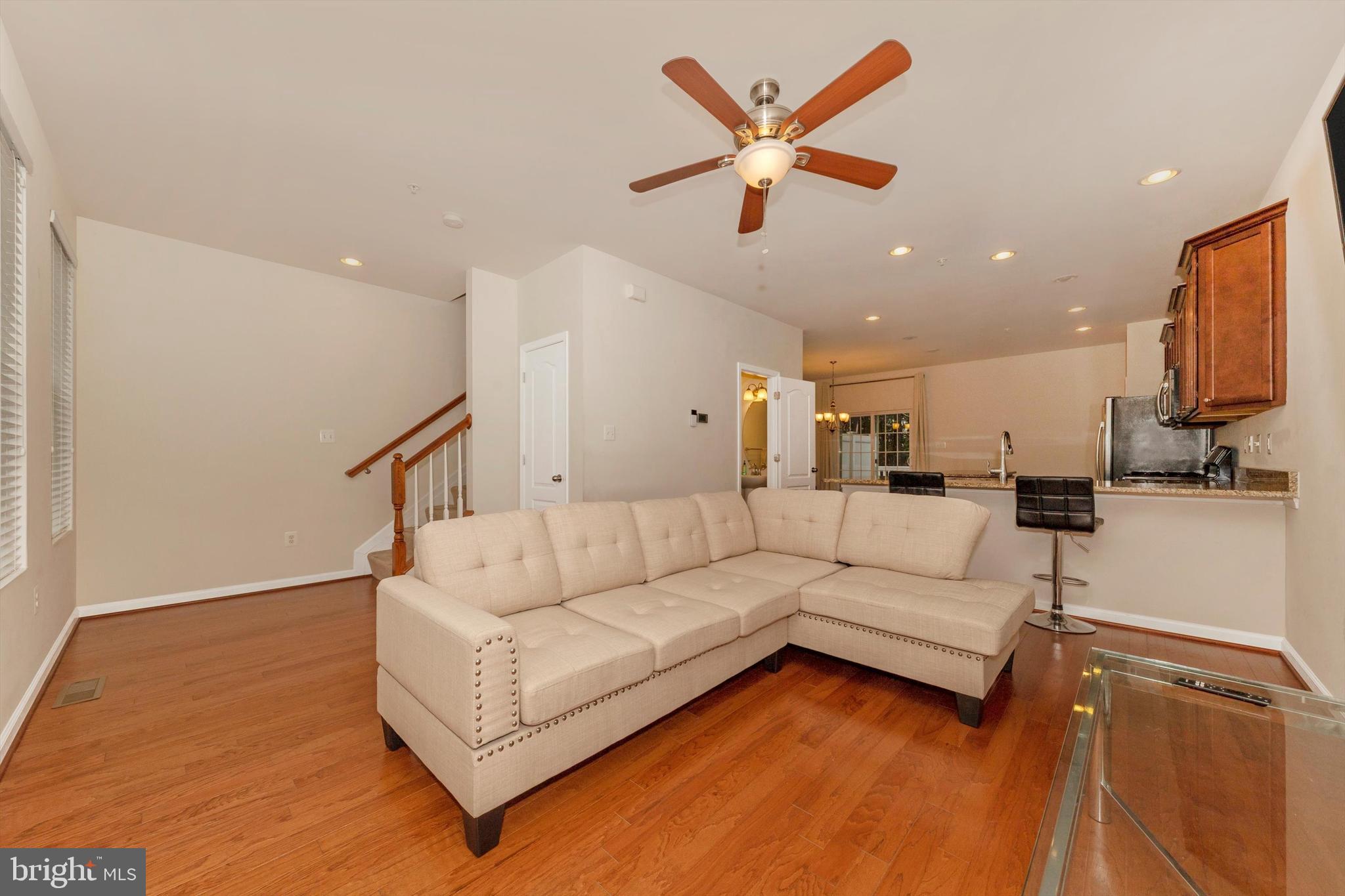 SPRING RIDGE - Residential