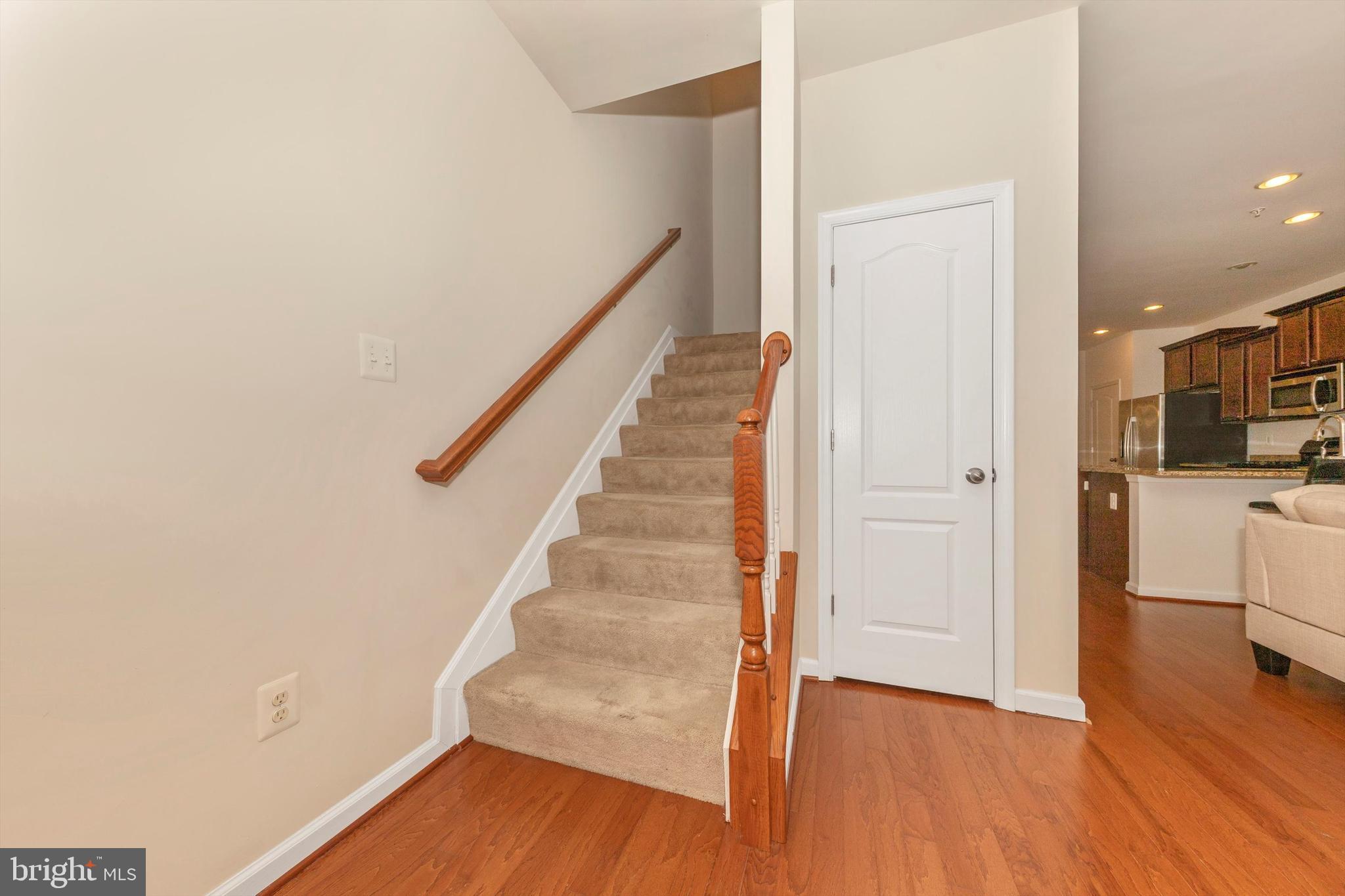 SPRING RIDGE - Residential