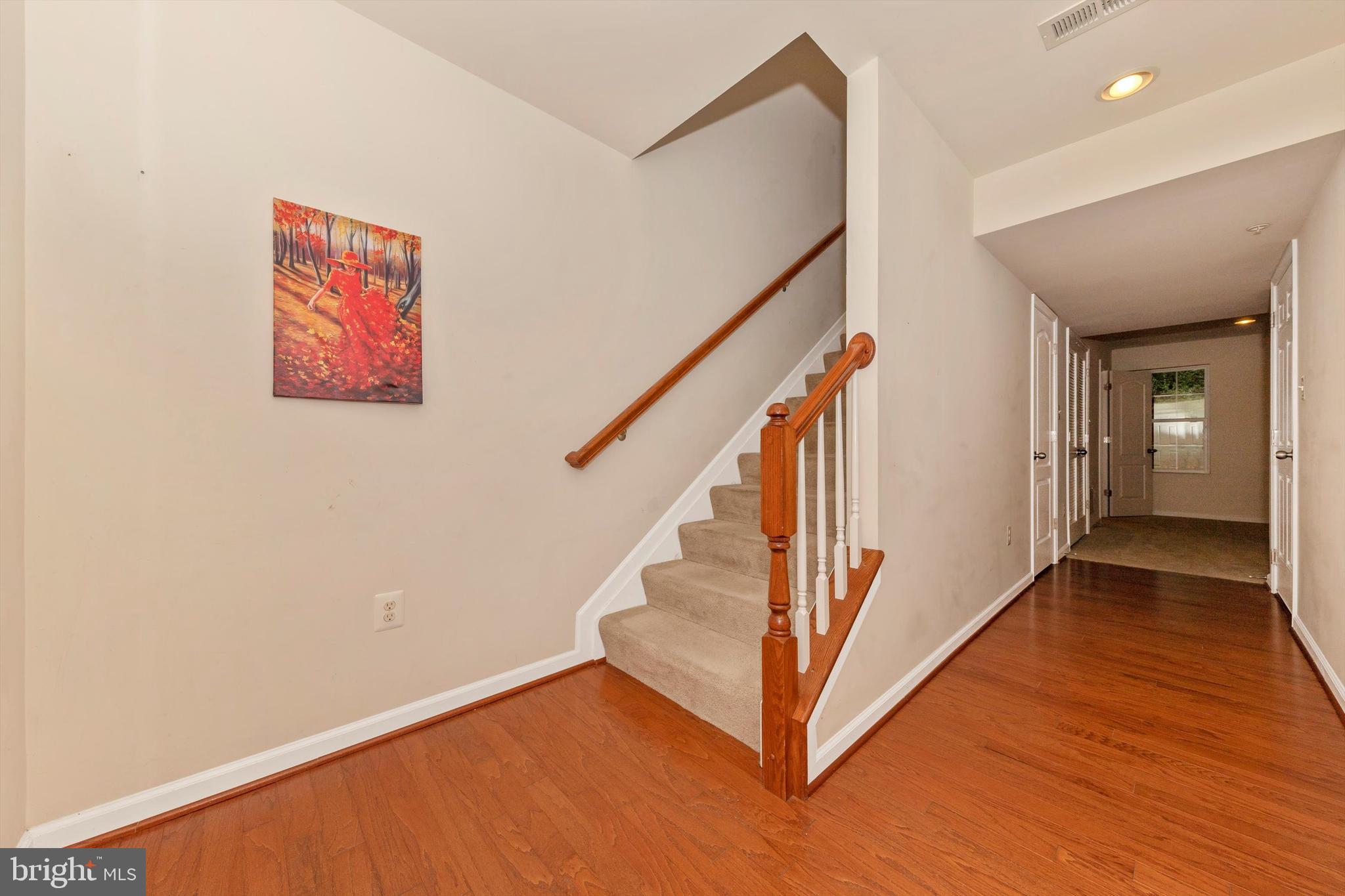 SPRING RIDGE - Residential