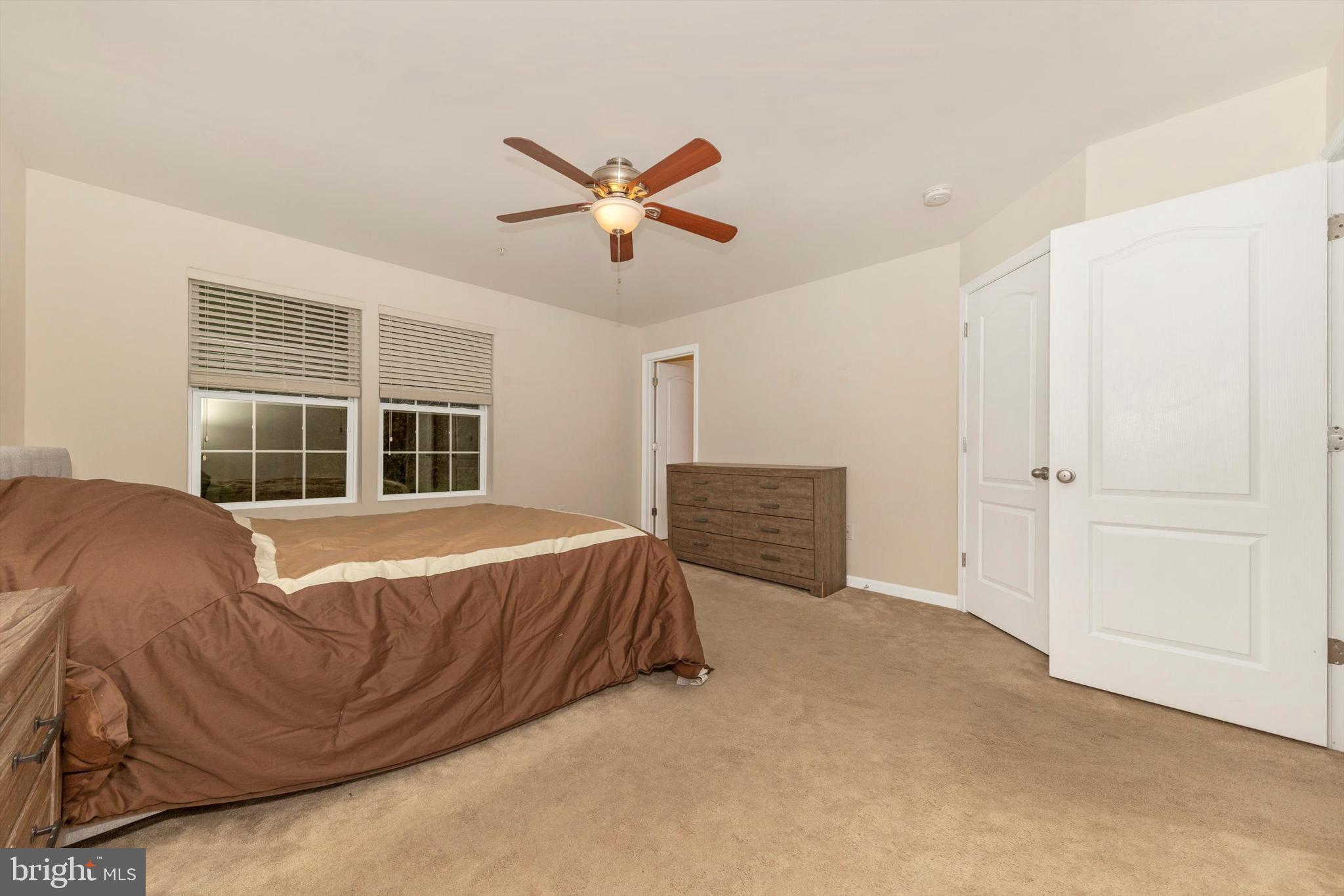 SPRING RIDGE - Residential