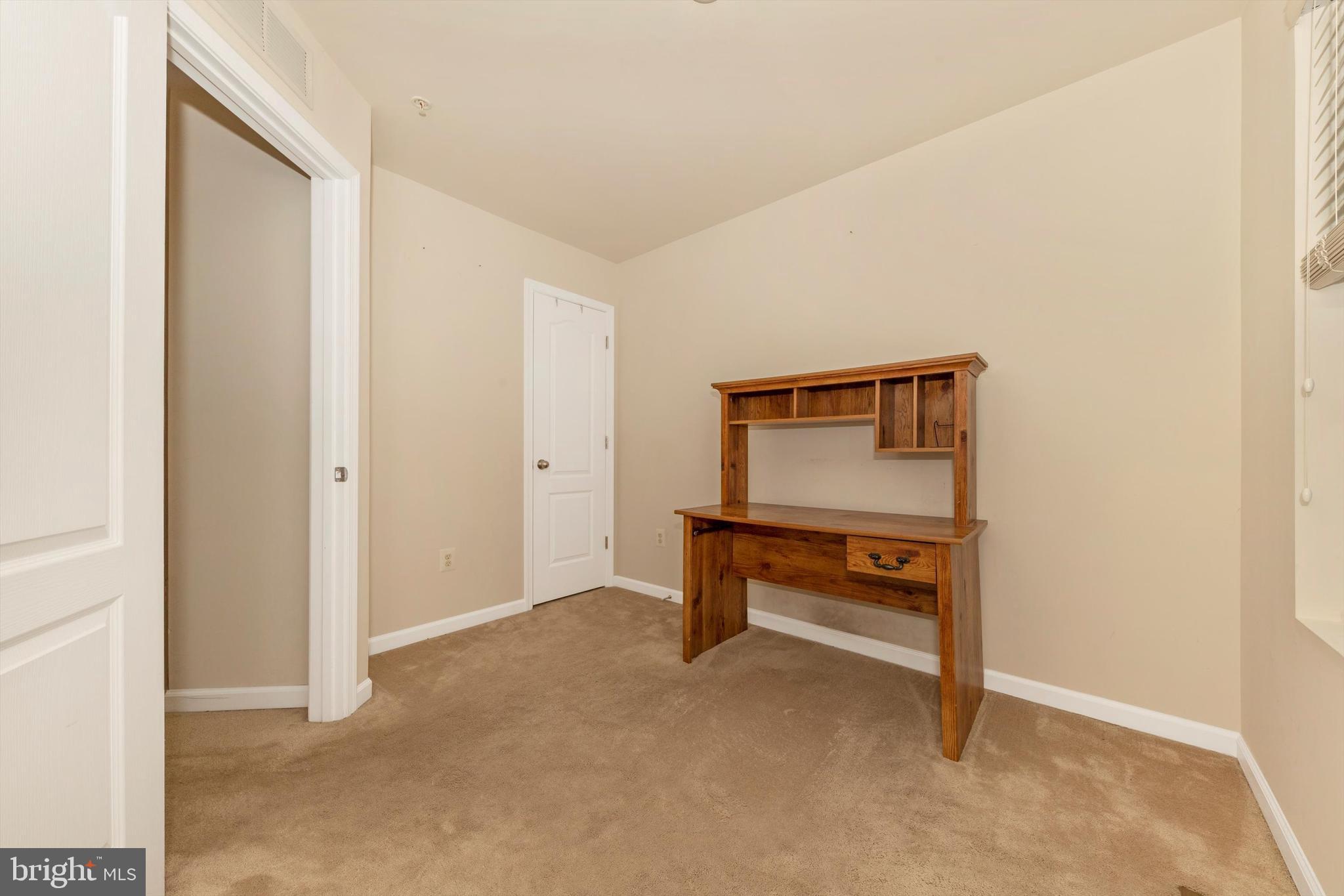 SPRING RIDGE - Residential