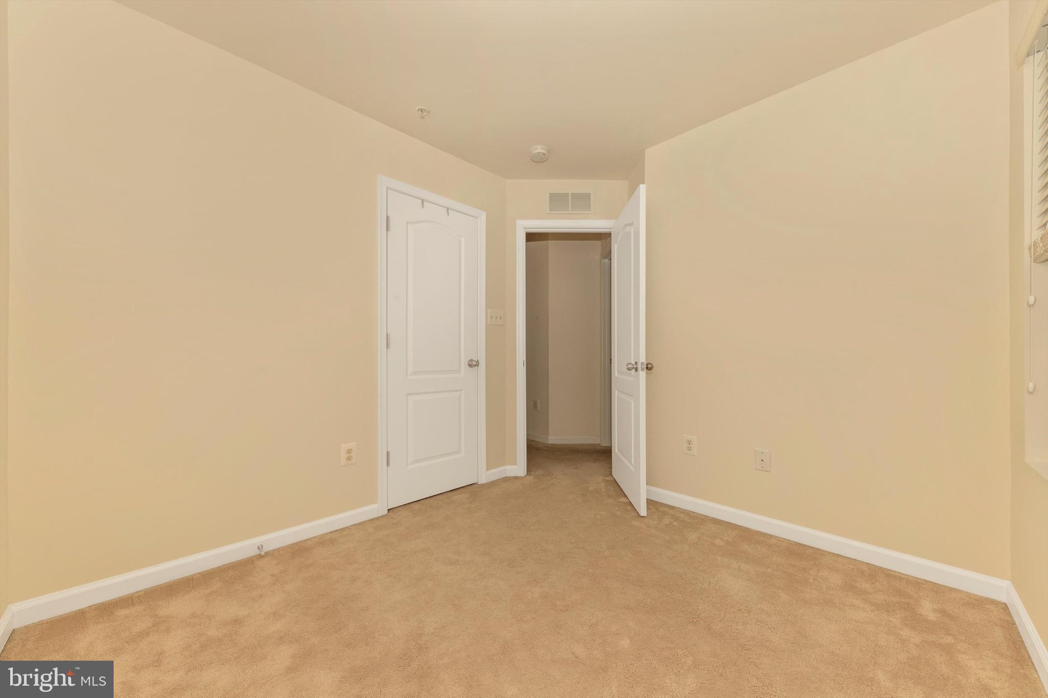 SPRING RIDGE - Residential