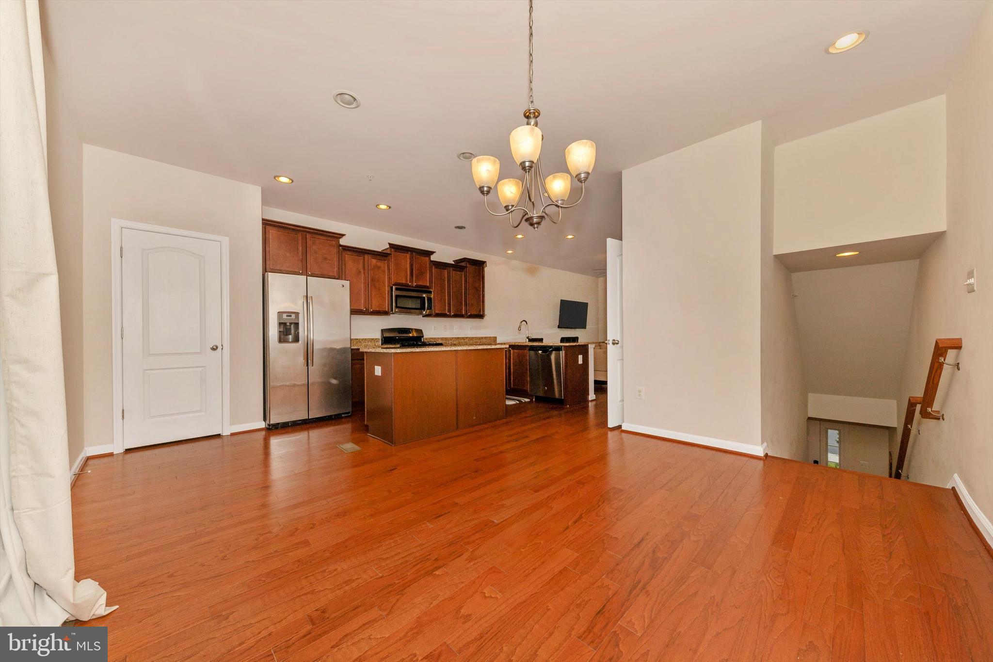 SPRING RIDGE - Residential