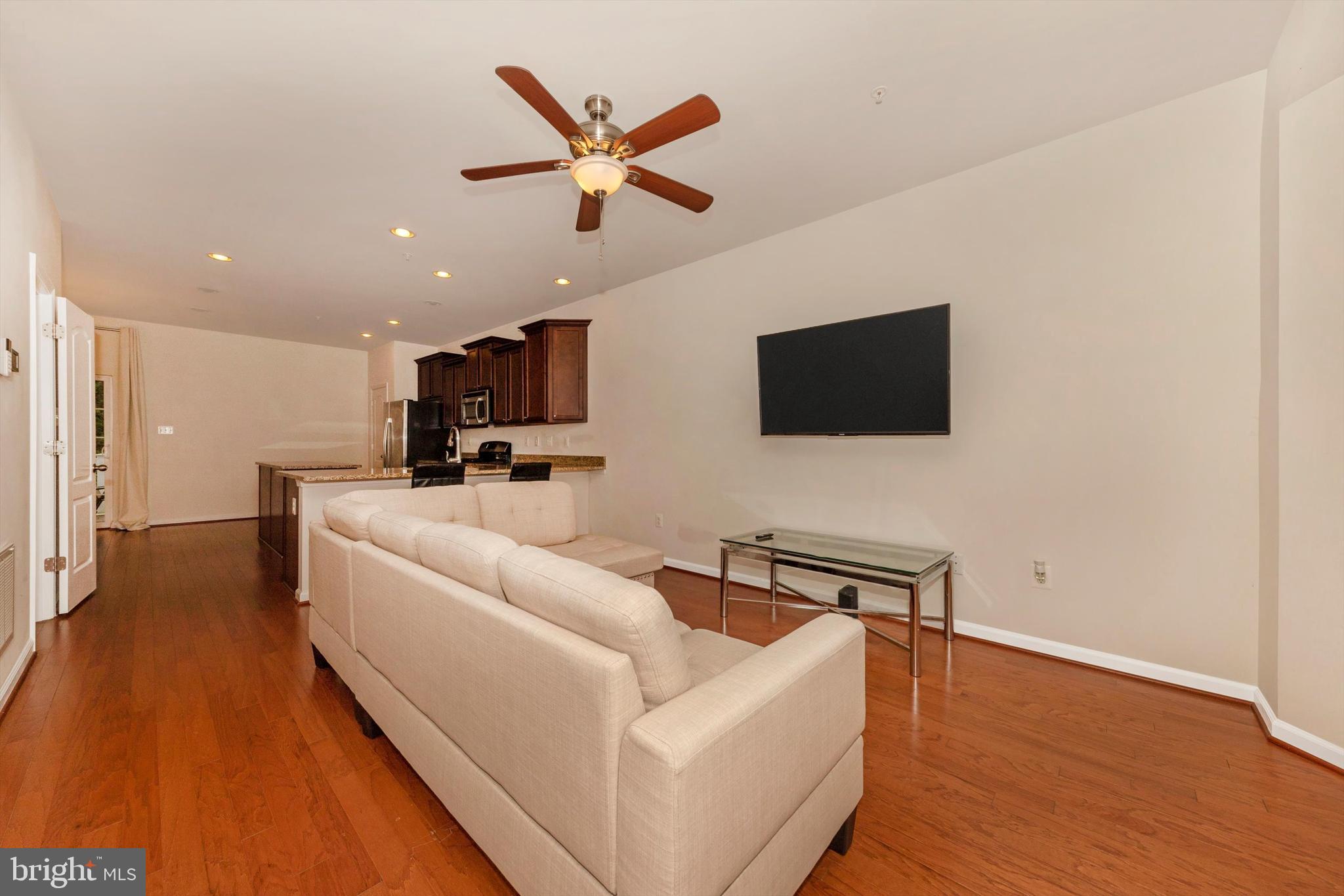 SPRING RIDGE - Residential