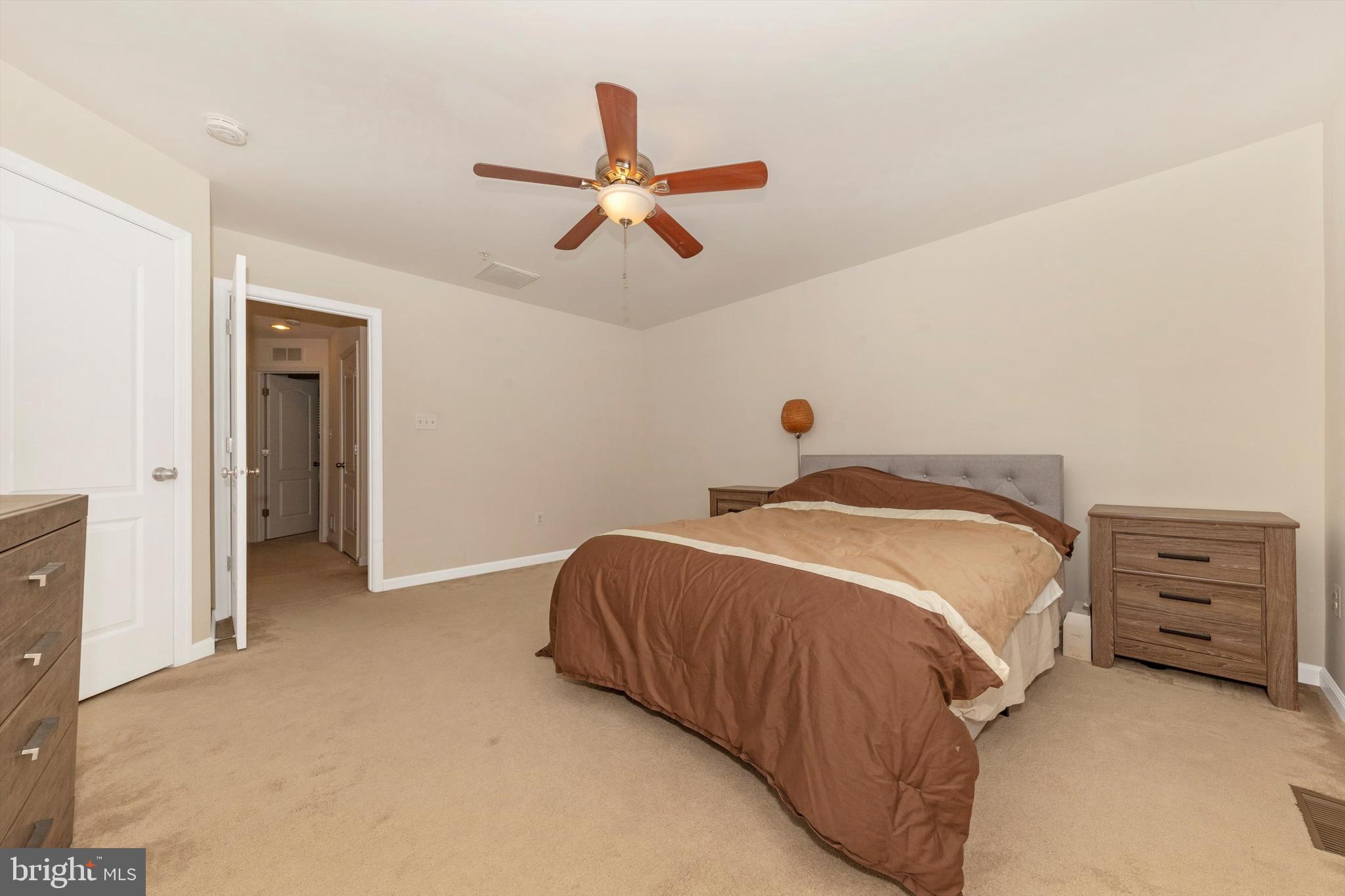 SPRING RIDGE - Residential