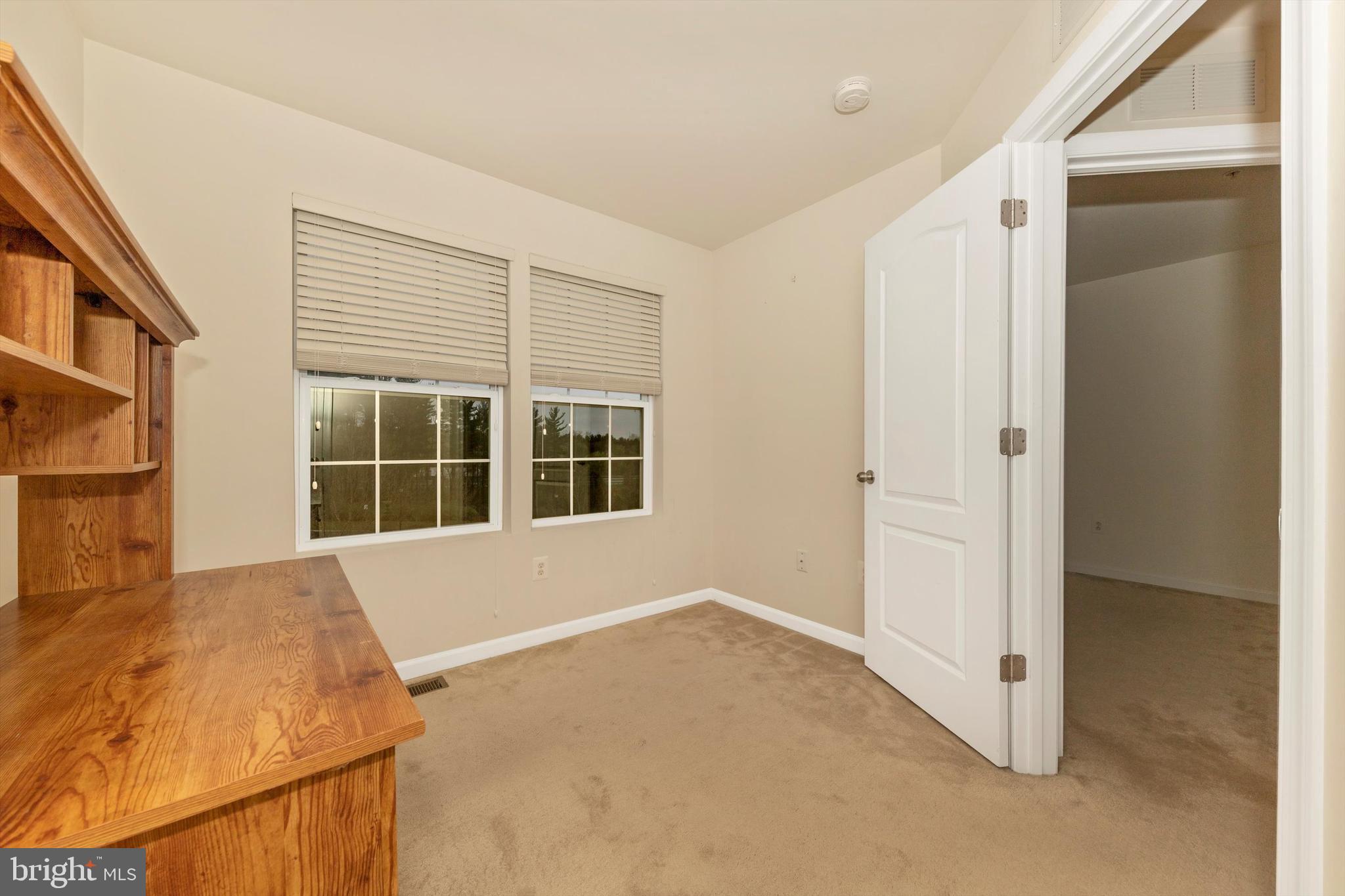 SPRING RIDGE - Residential