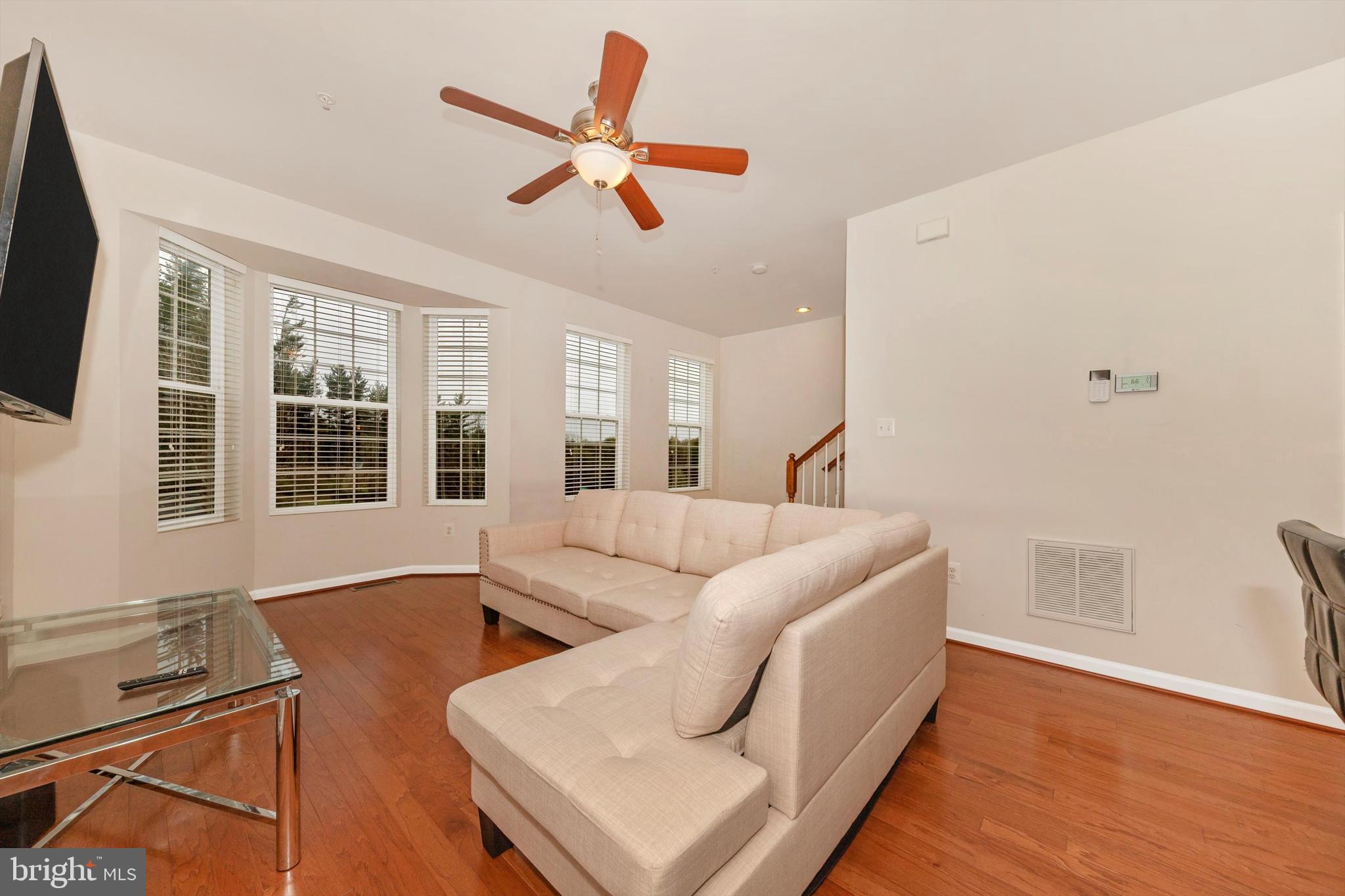 SPRING RIDGE - Residential