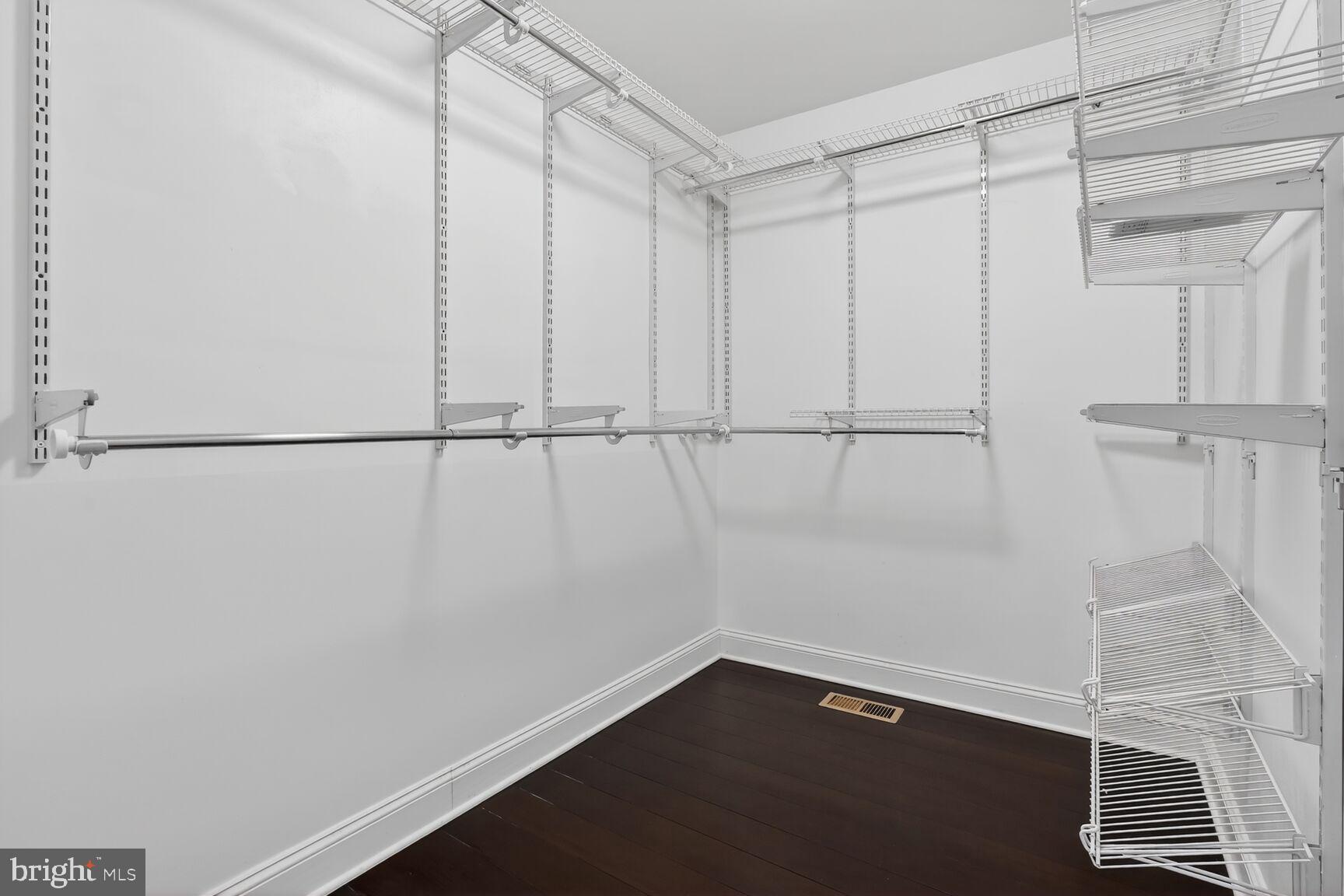 LITTLE ROCKY RUN - Residential