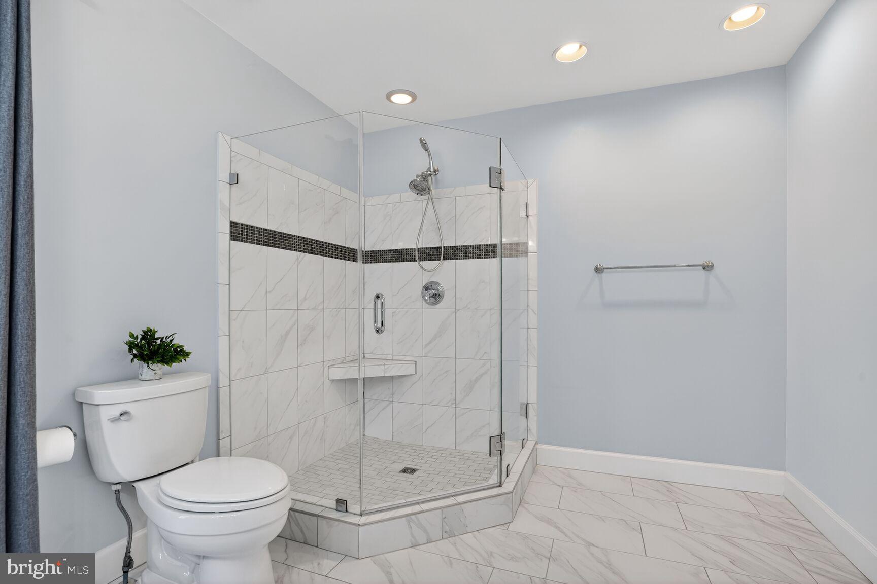 LITTLE ROCKY RUN - Residential