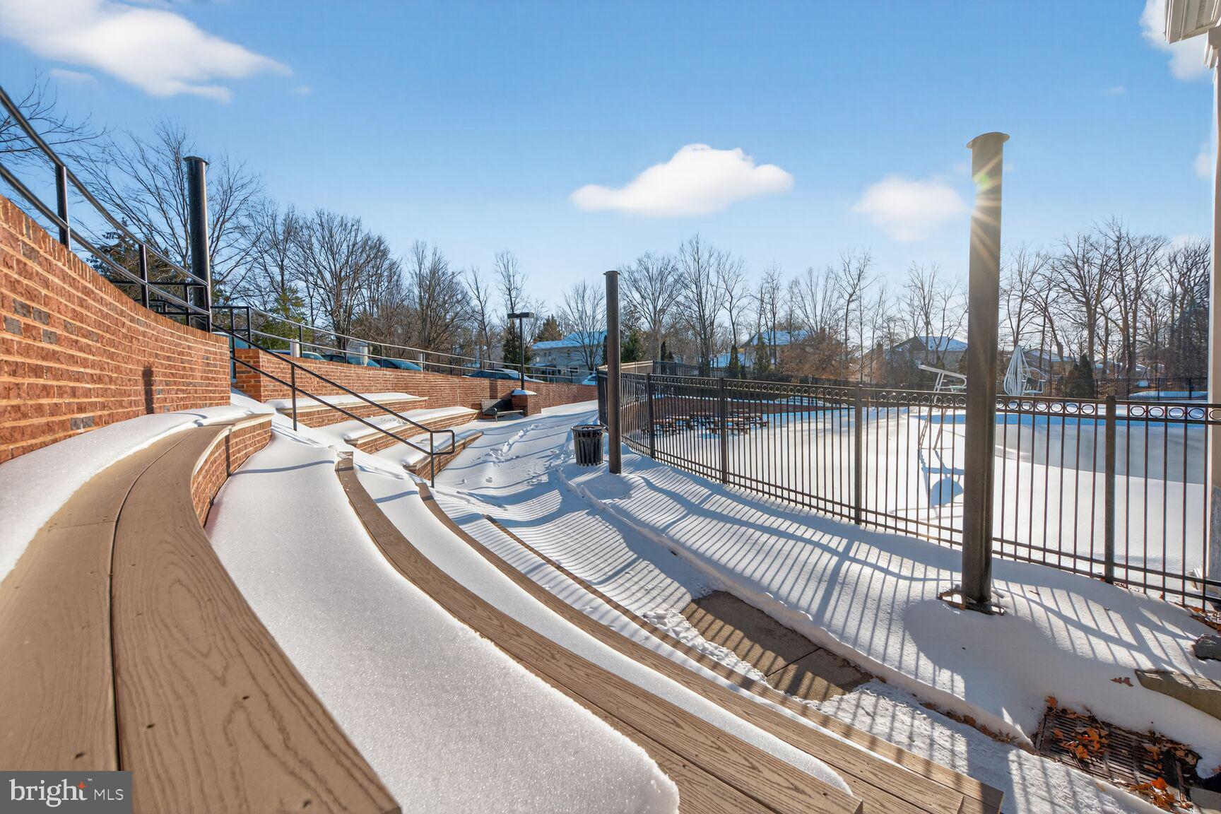 LITTLE ROCKY RUN - Residential