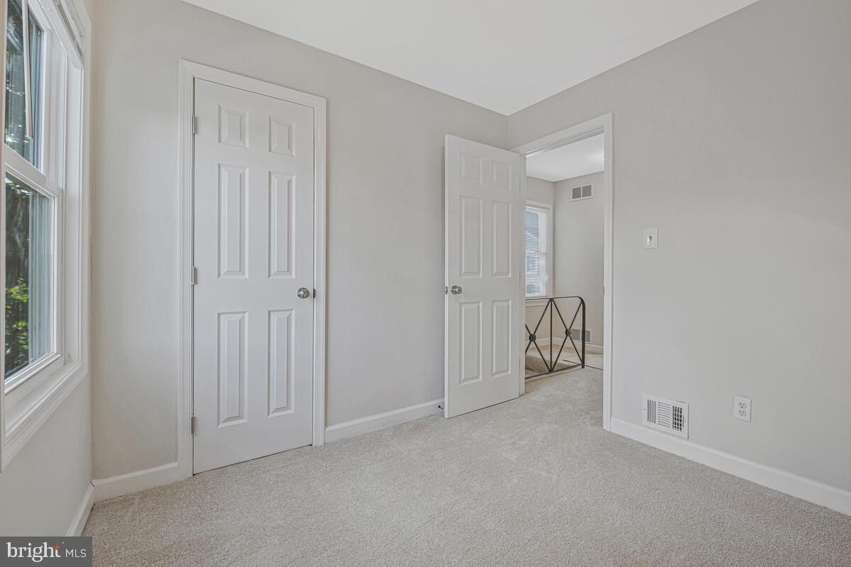 PARKLAWN - Residential