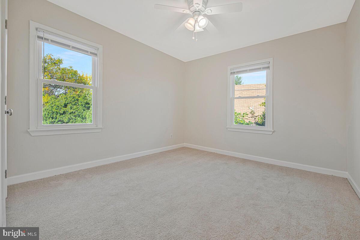 PARKLAWN - Residential