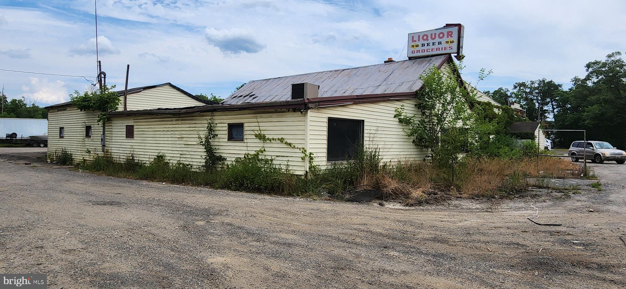 3360 LIVINGSTON ROAD