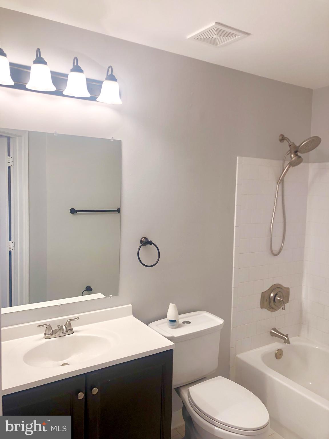 STONEY BEACH - Residential Lease