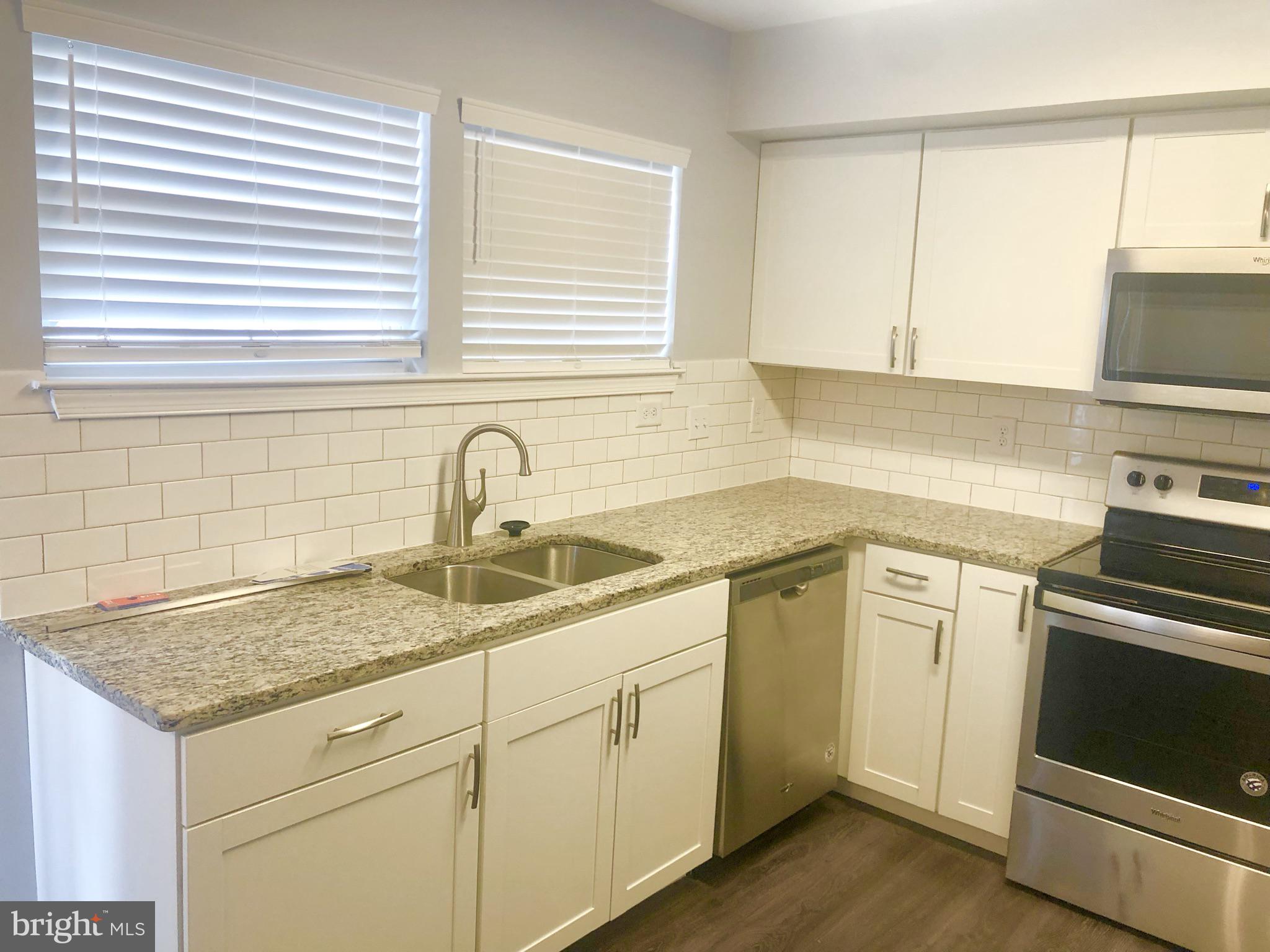 STONEY BEACH - Residential Lease