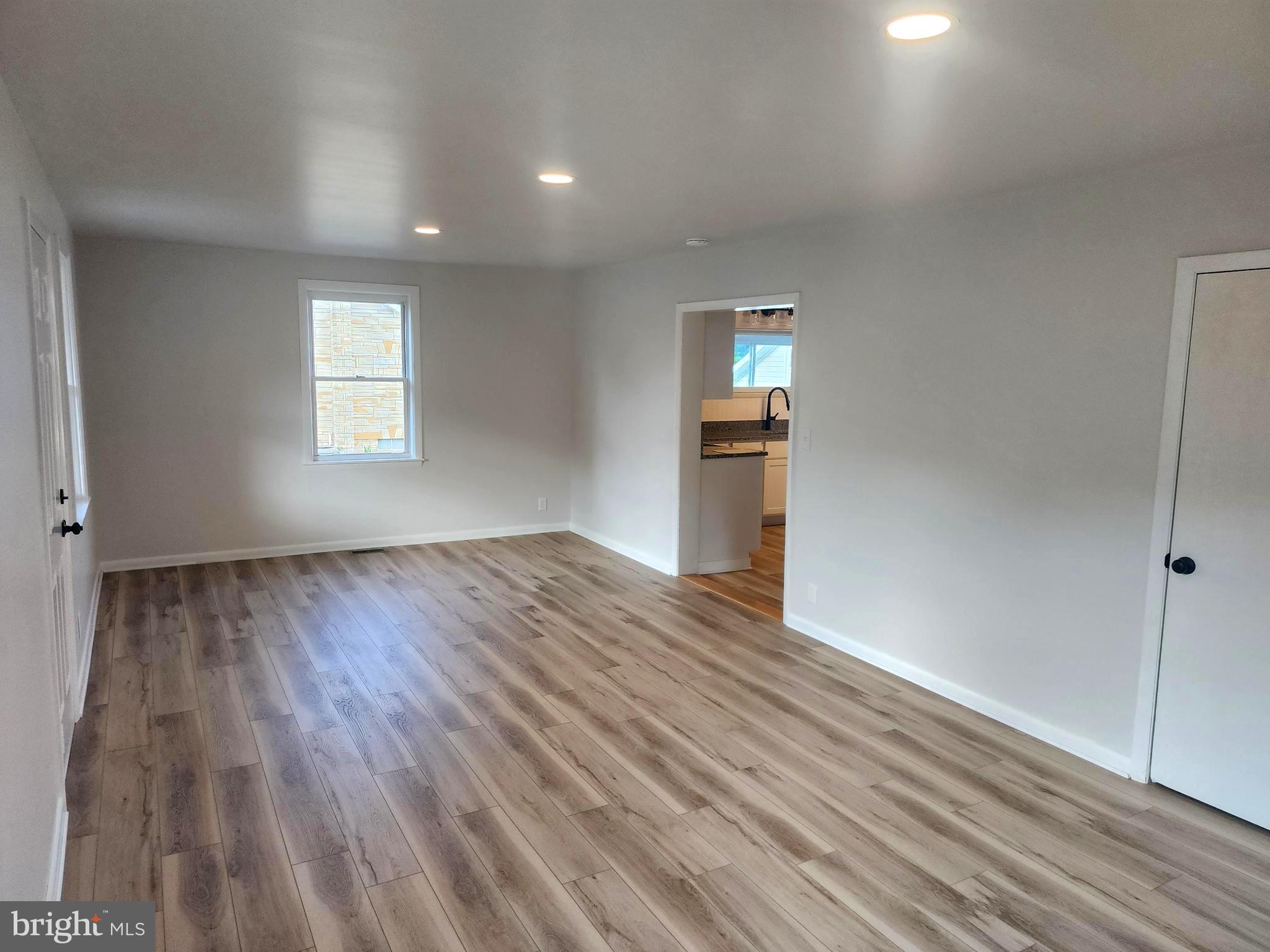 BOWLING GREEN - Residential