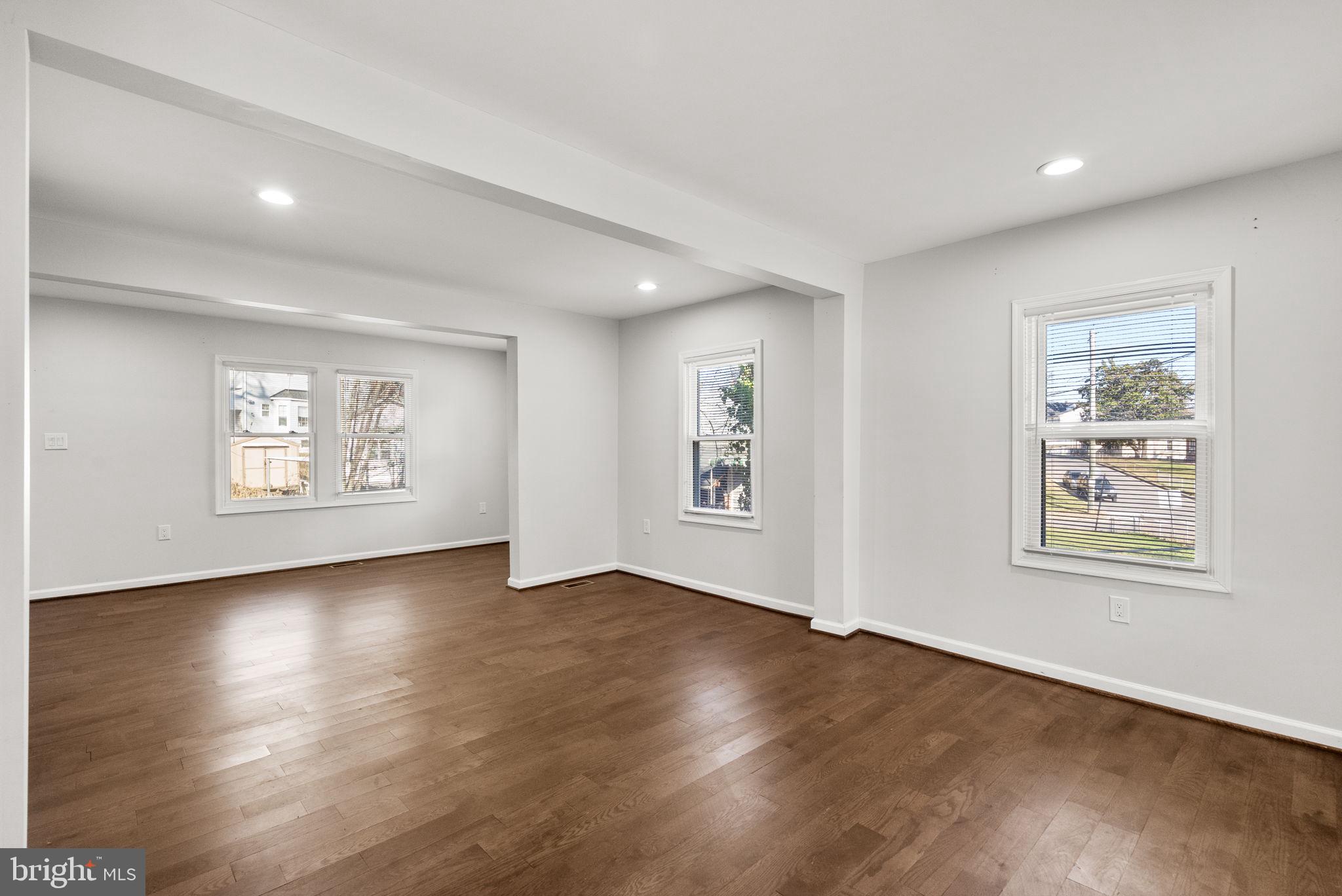 CAPITOL HEIGHTS - Residential