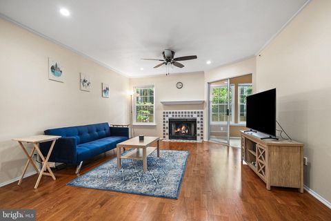 Photo of 3309 Wyndham Circle #2171, ALEXANDRIA, VA 22302 (MLS # VAAX2060622)