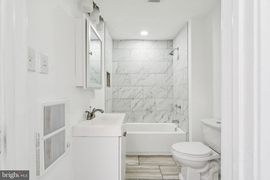 Updated 1 bedroom 1 bathroom apartment in Oxford Circle.  Just a few blocks away from Roosevelt Boulevard and the Frankford Transportation Center. Tenants responsible for all utilities. First/Last and one month’s security deposit due at lease signing. Credit and background checks required. Pets allowed on a case-by-case basis. *Final rent amounts for PHA applicants will be determined by PHA*