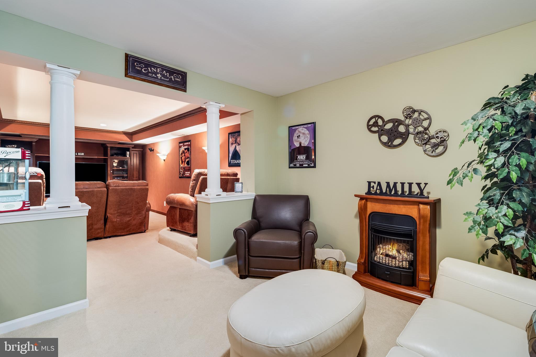 BRIDGELEIGH FARMS - Residential