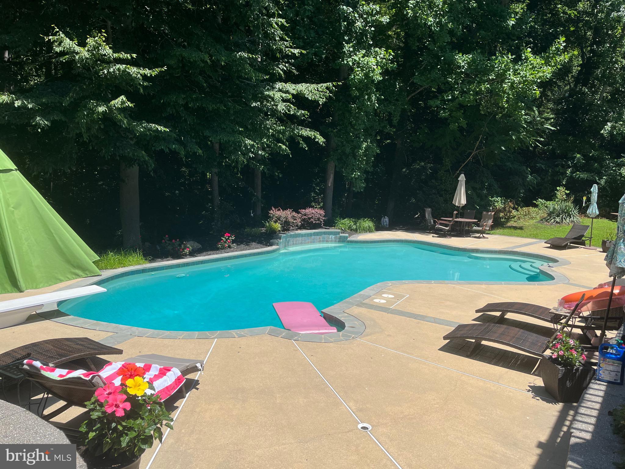 BRIDGELEIGH FARMS - Residential