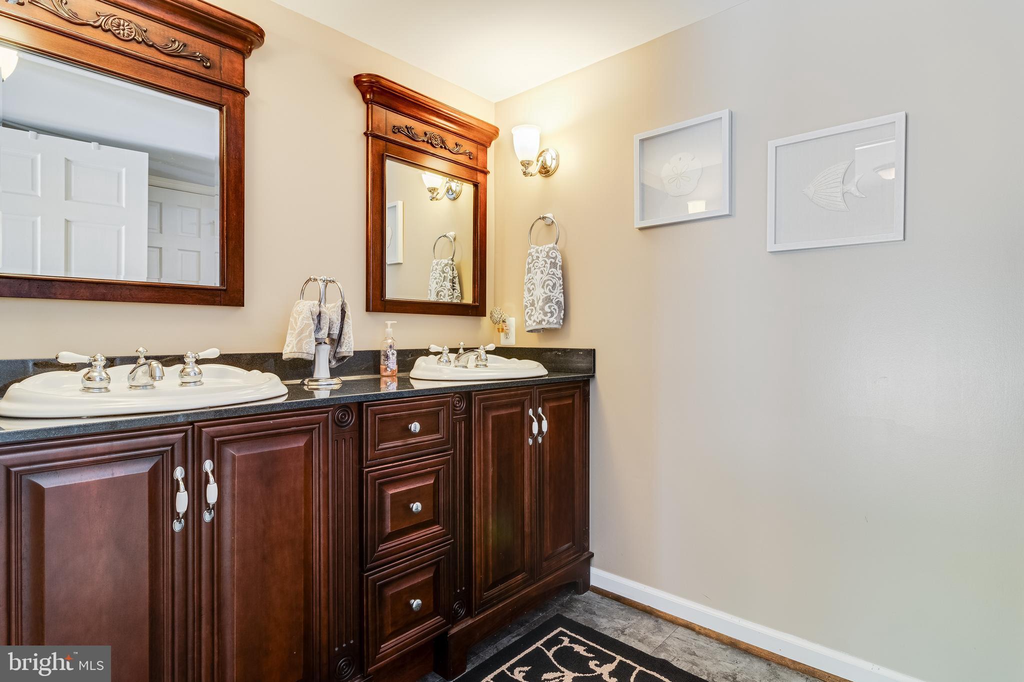 BRIDGELEIGH FARMS - Residential