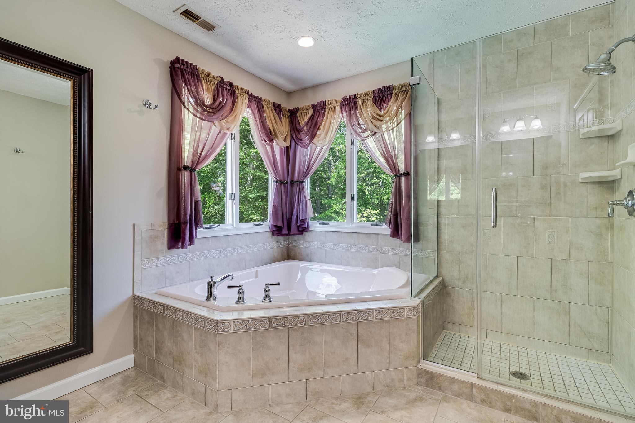 BRIDGELEIGH FARMS - Residential