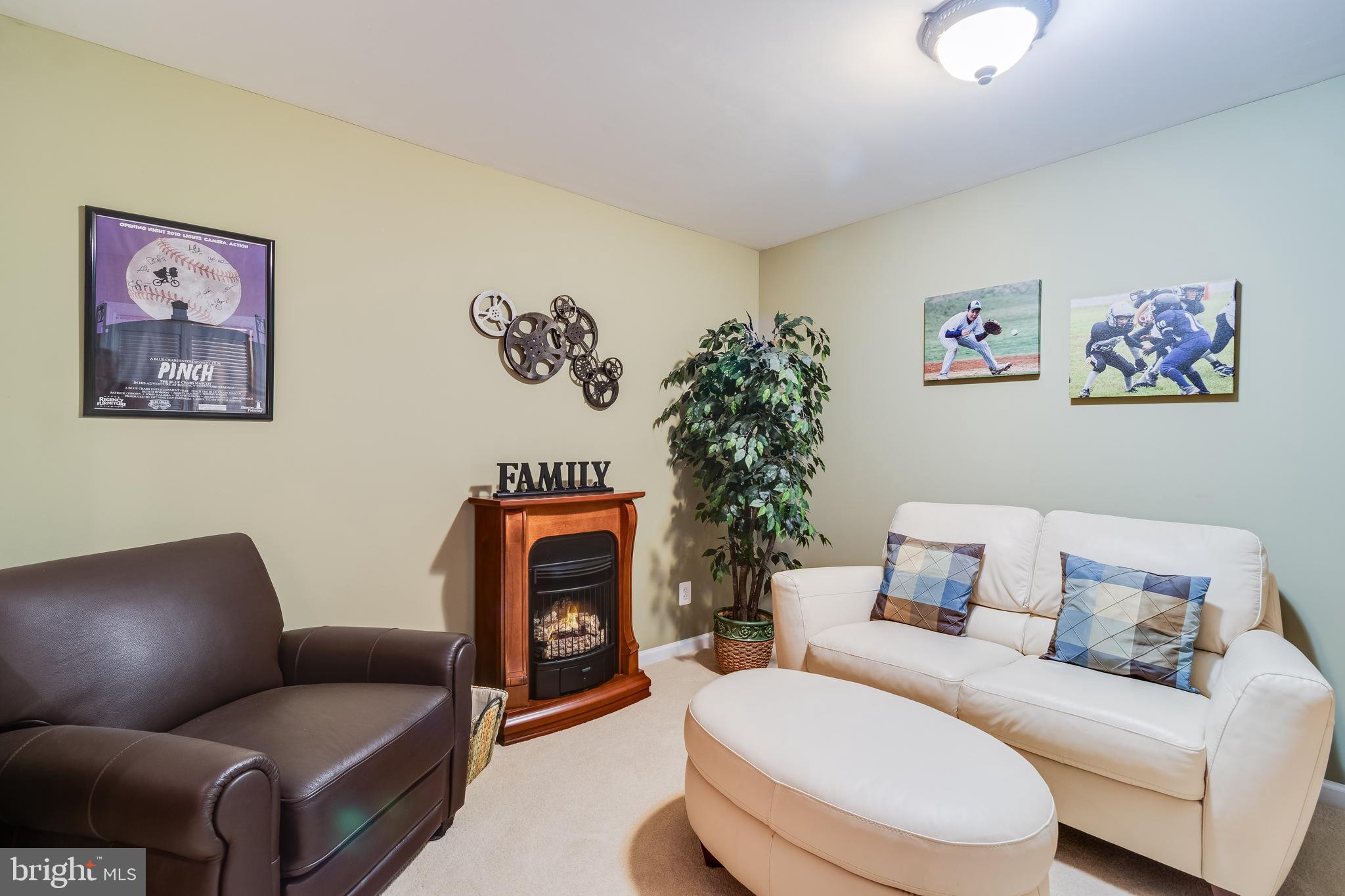 BRIDGELEIGH FARMS - Residential