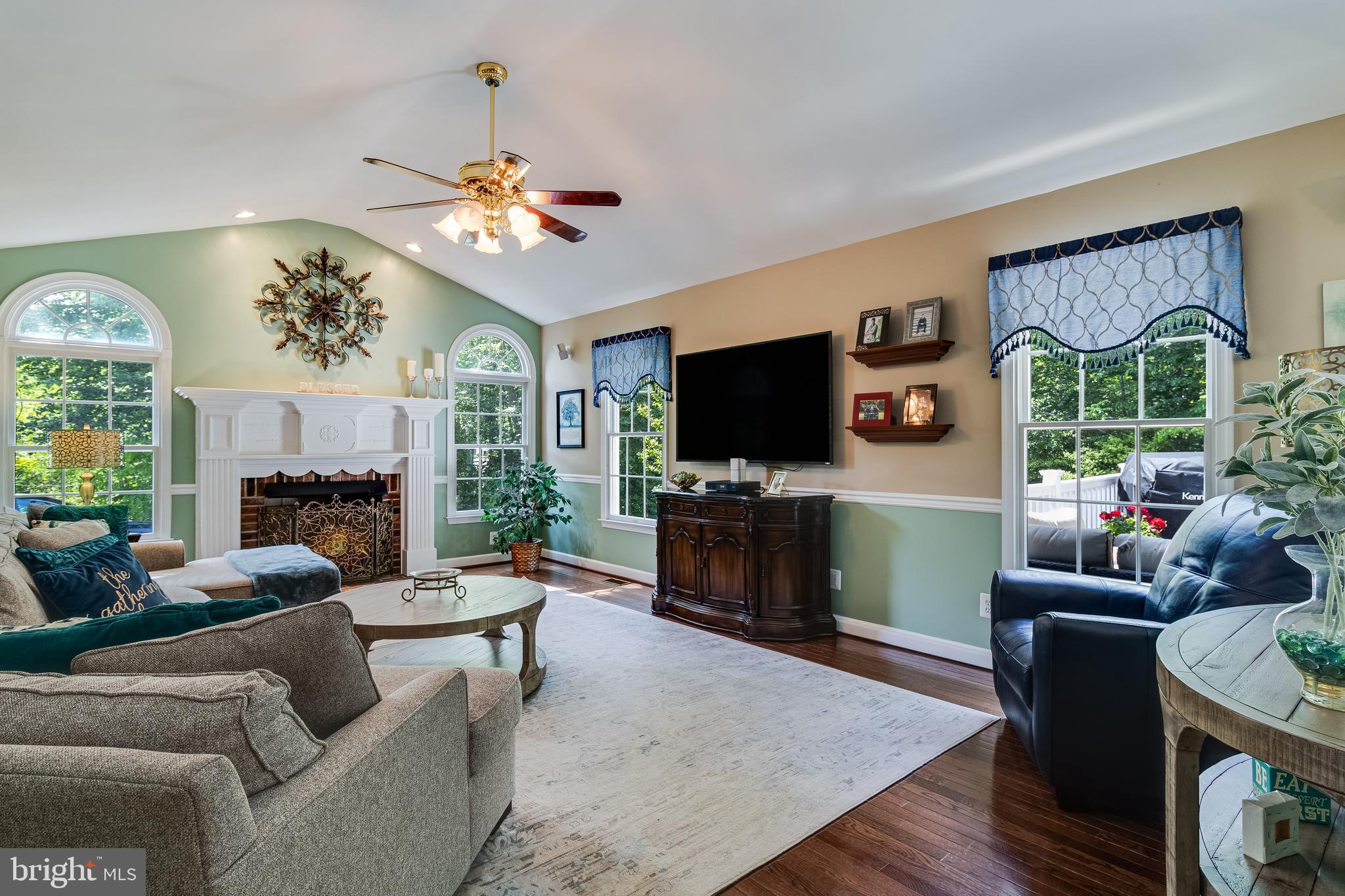 BRIDGELEIGH FARMS - Residential