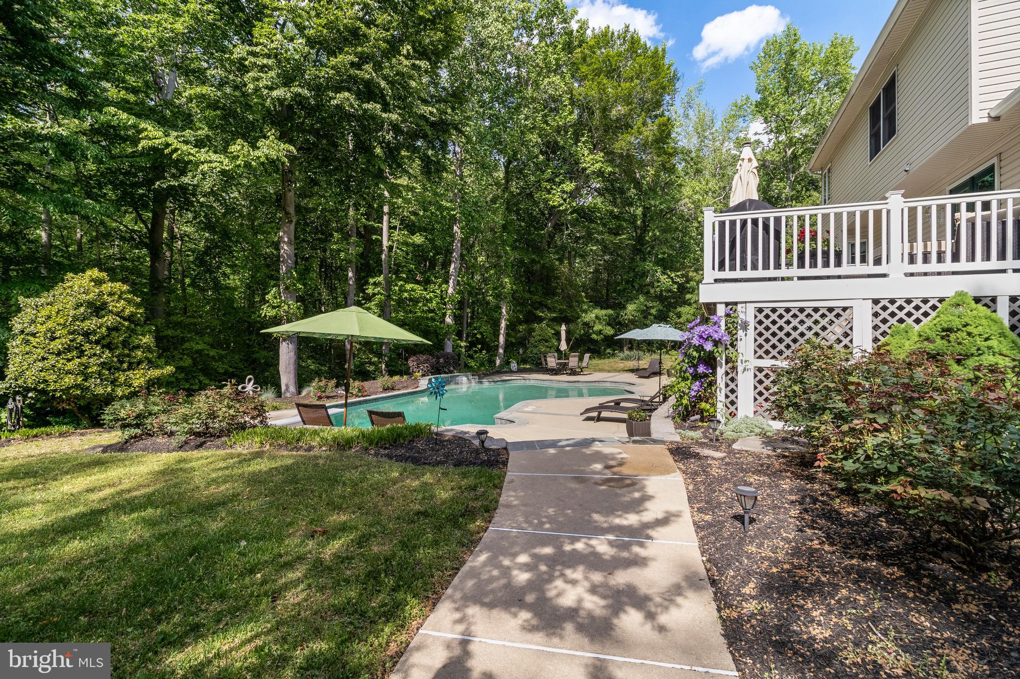 BRIDGELEIGH FARMS - Residential