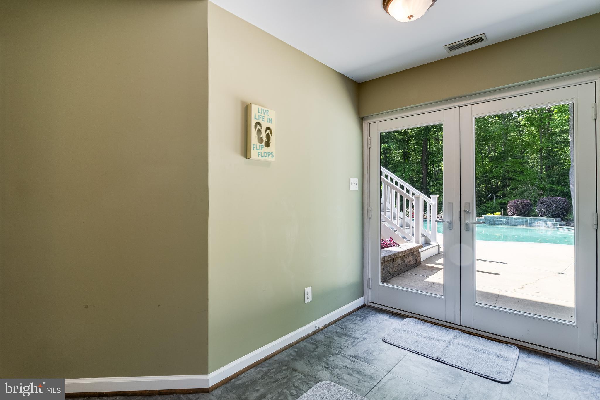 BRIDGELEIGH FARMS - Residential