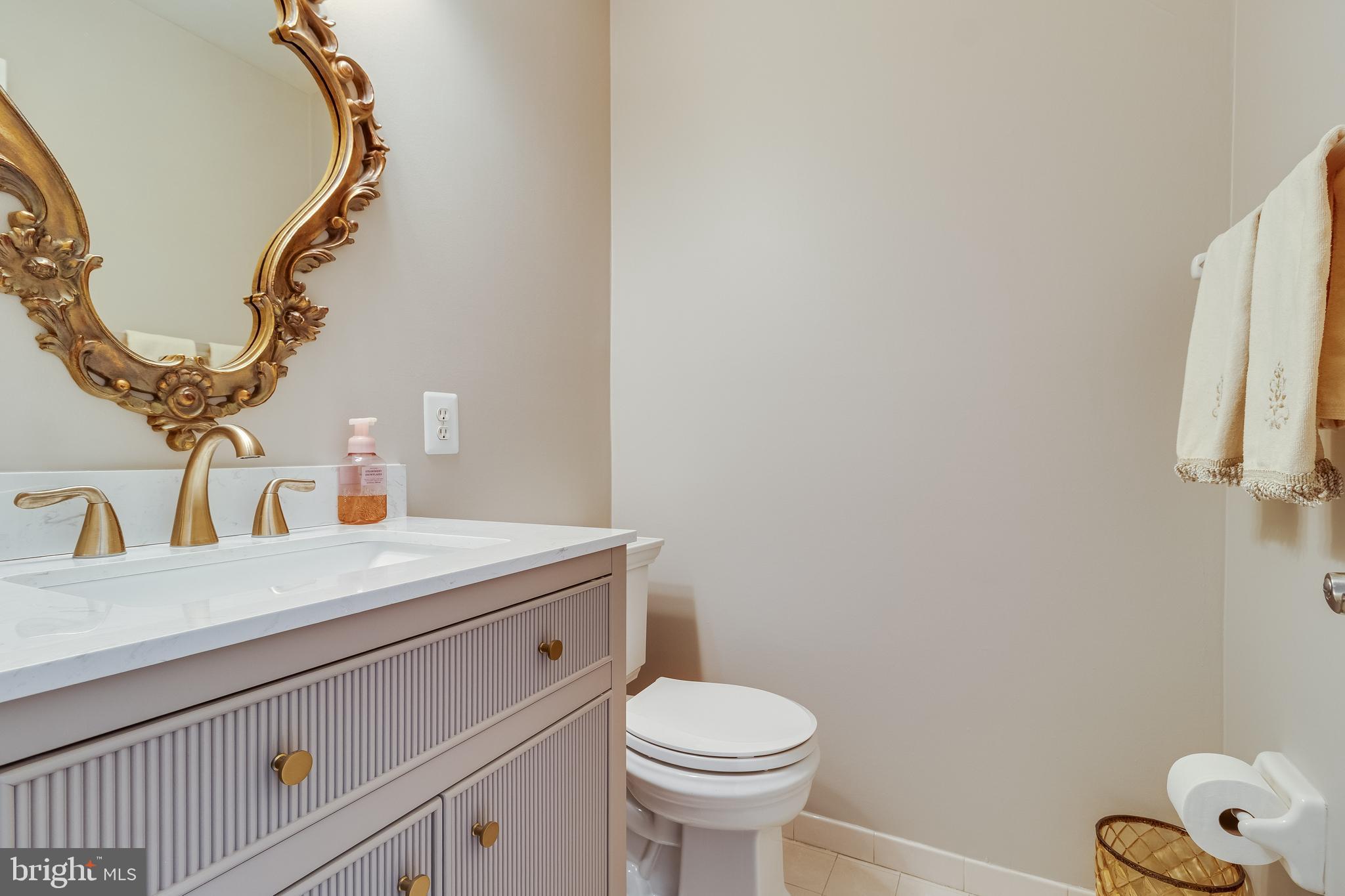 BRIDGELEIGH FARMS - Residential