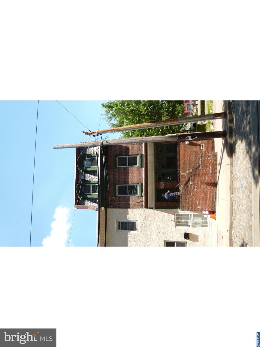 Large Corner property that is in need of renovation, has a nice deck off the master bedroom. All offers will be presented, $2500 deposit and proof of funds will be required, AS IS addendum and buyer is responsible for u/o. S Cash or hard money financing only. All offers will be presented. all deposit check must be received within 24 hours.