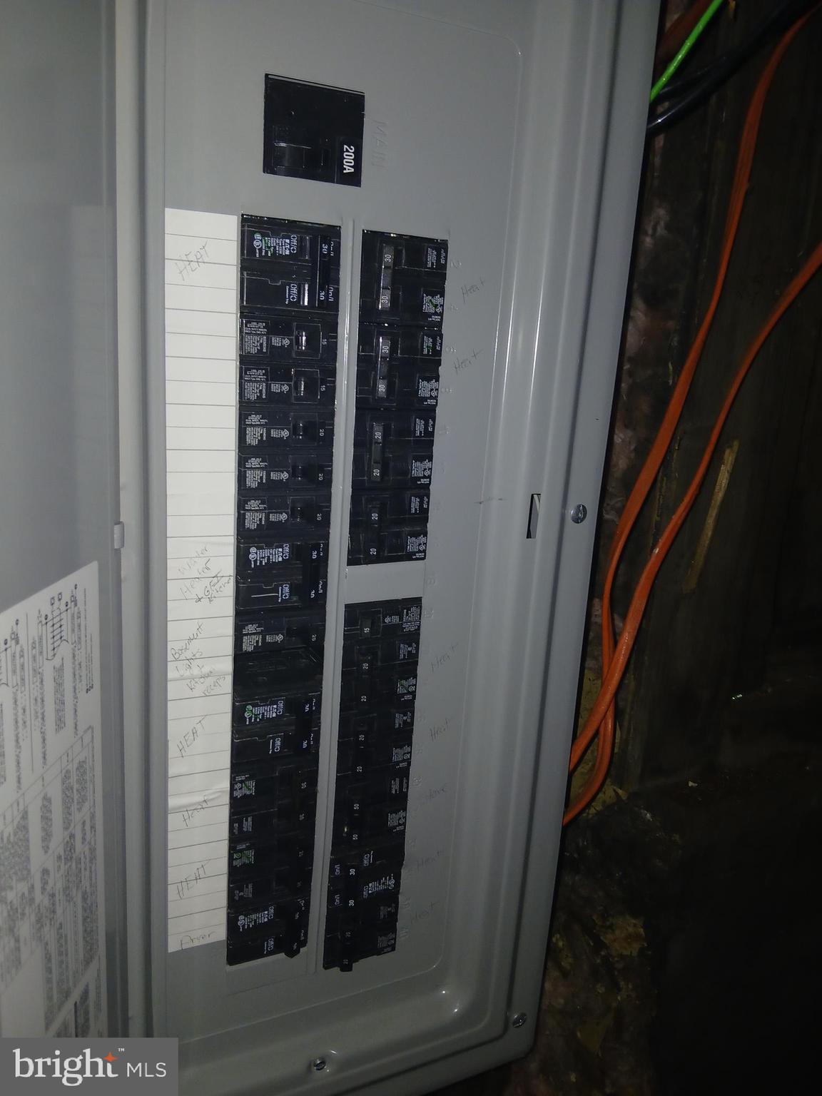 1115 E CENTRE STREET