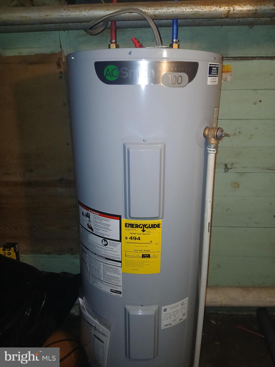 1115 E CENTRE STREET