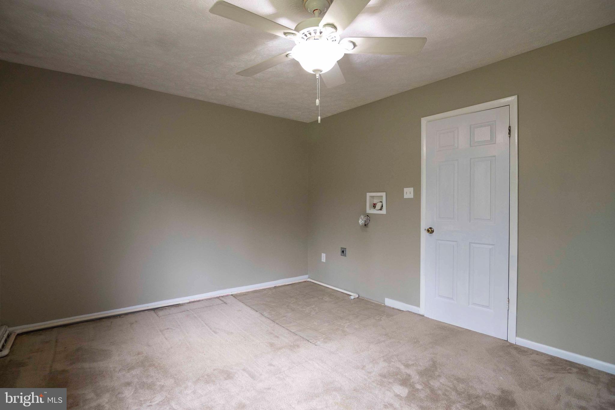 MOWERY TOWNHOUSES - Residential