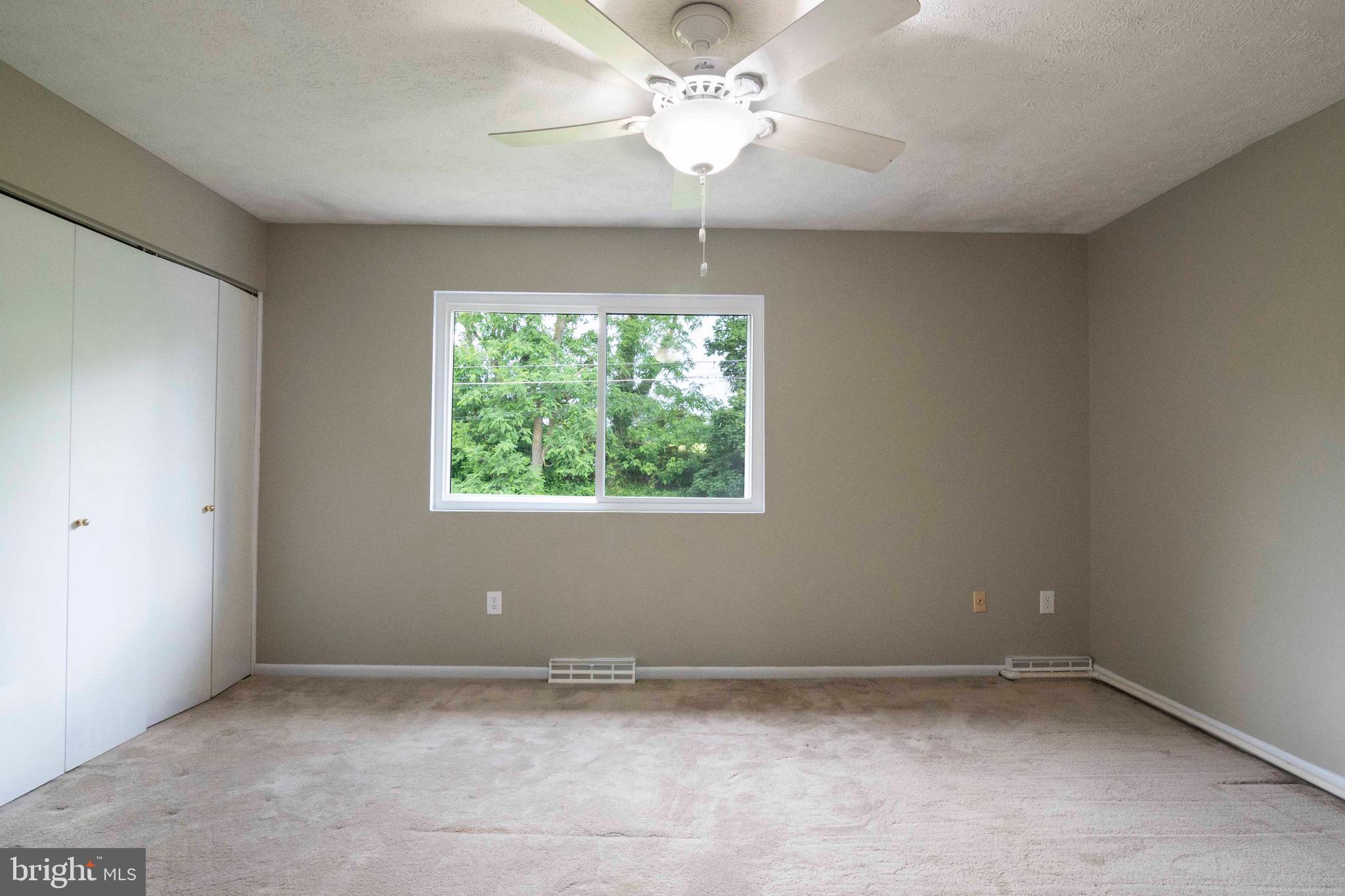 MOWERY TOWNHOUSES - Residential