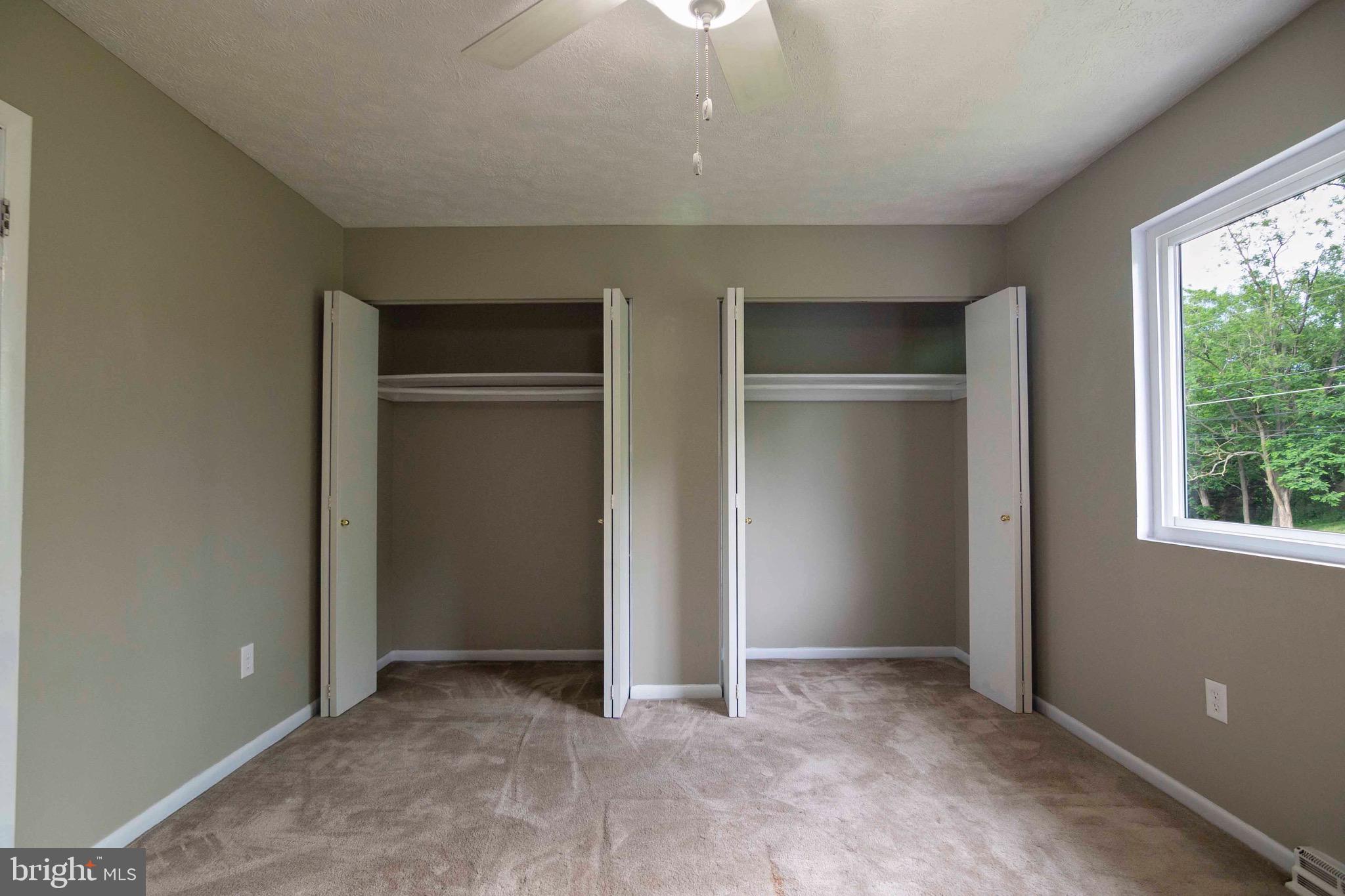 MOWERY TOWNHOUSES - Residential