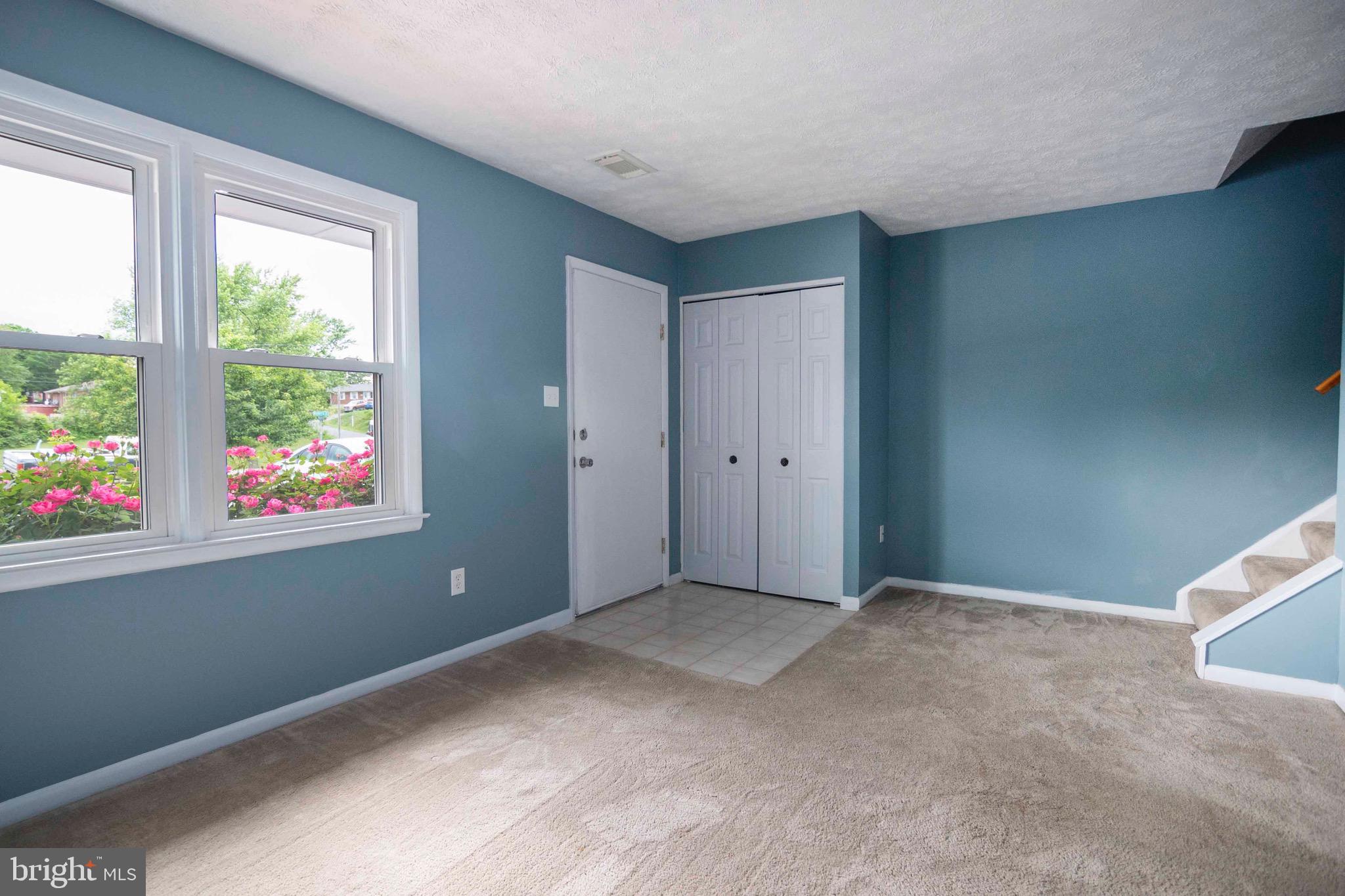 MOWERY TOWNHOUSES - Residential