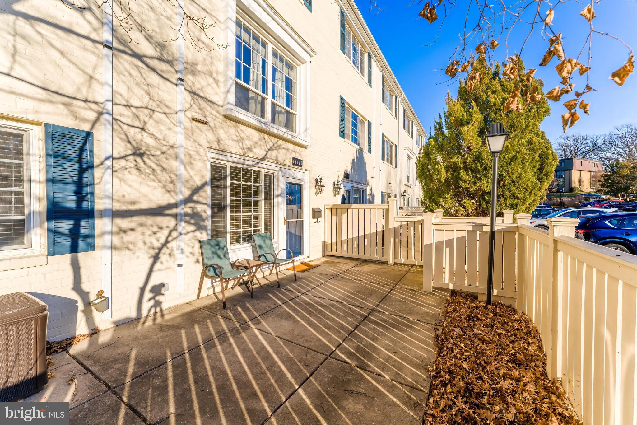 1417 N VAN DORN STREET