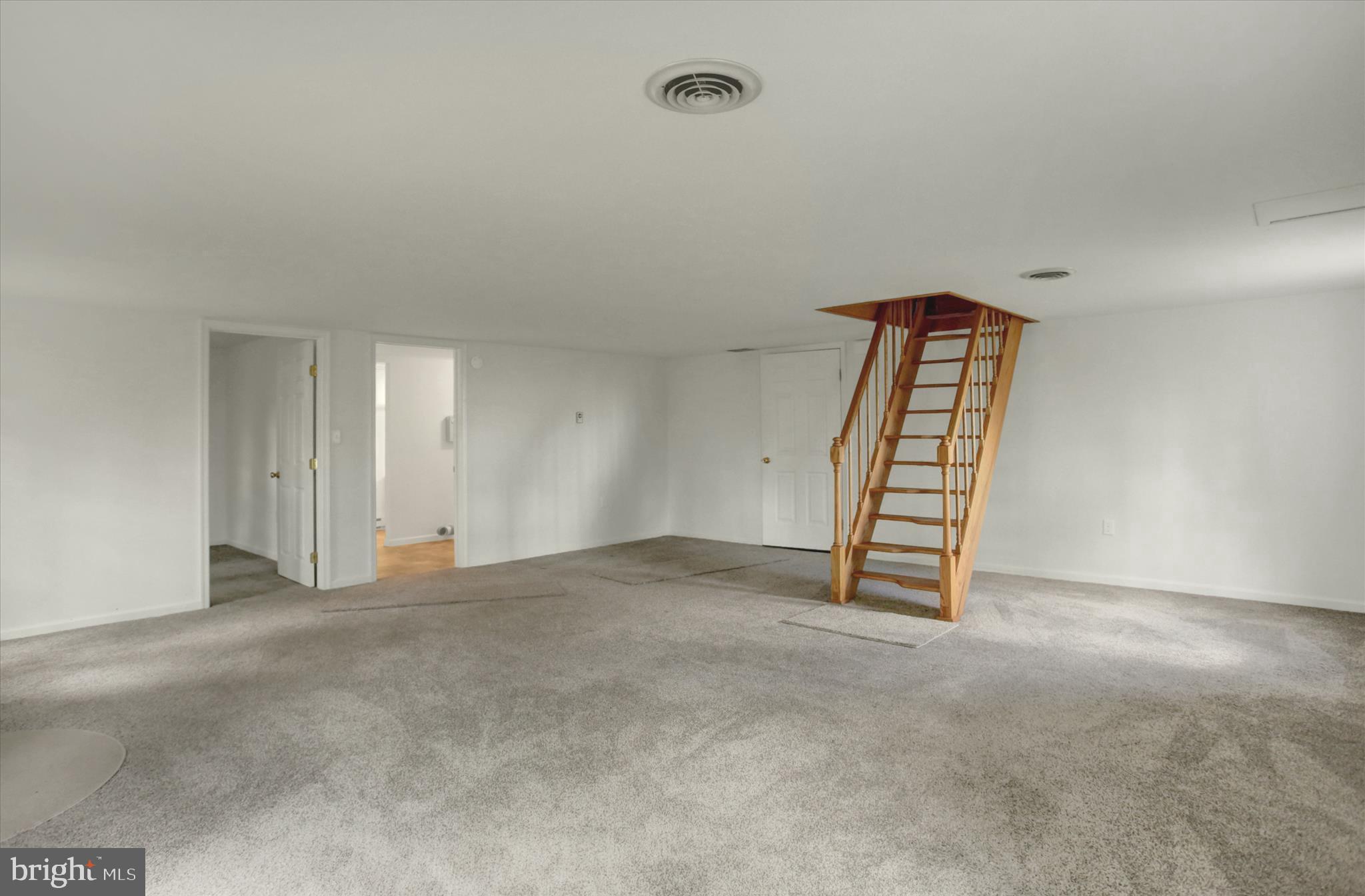 GREENE KNOLLS - Residential