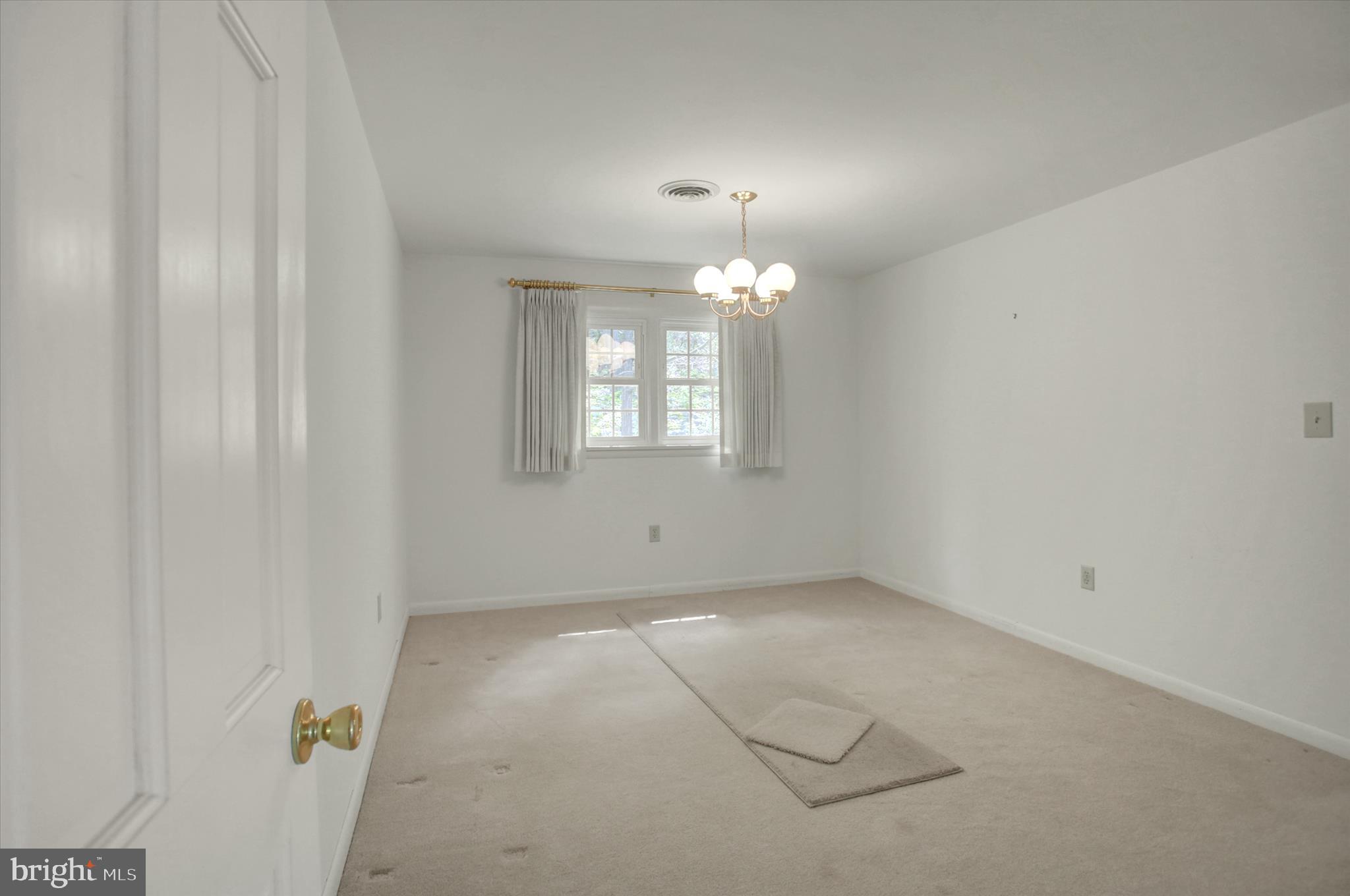 GREENE KNOLLS - Residential