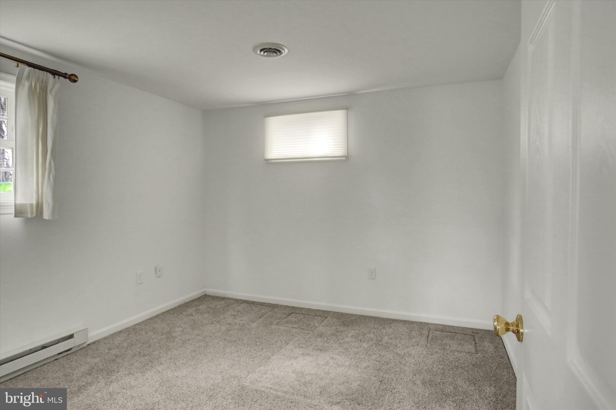GREENE KNOLLS - Residential