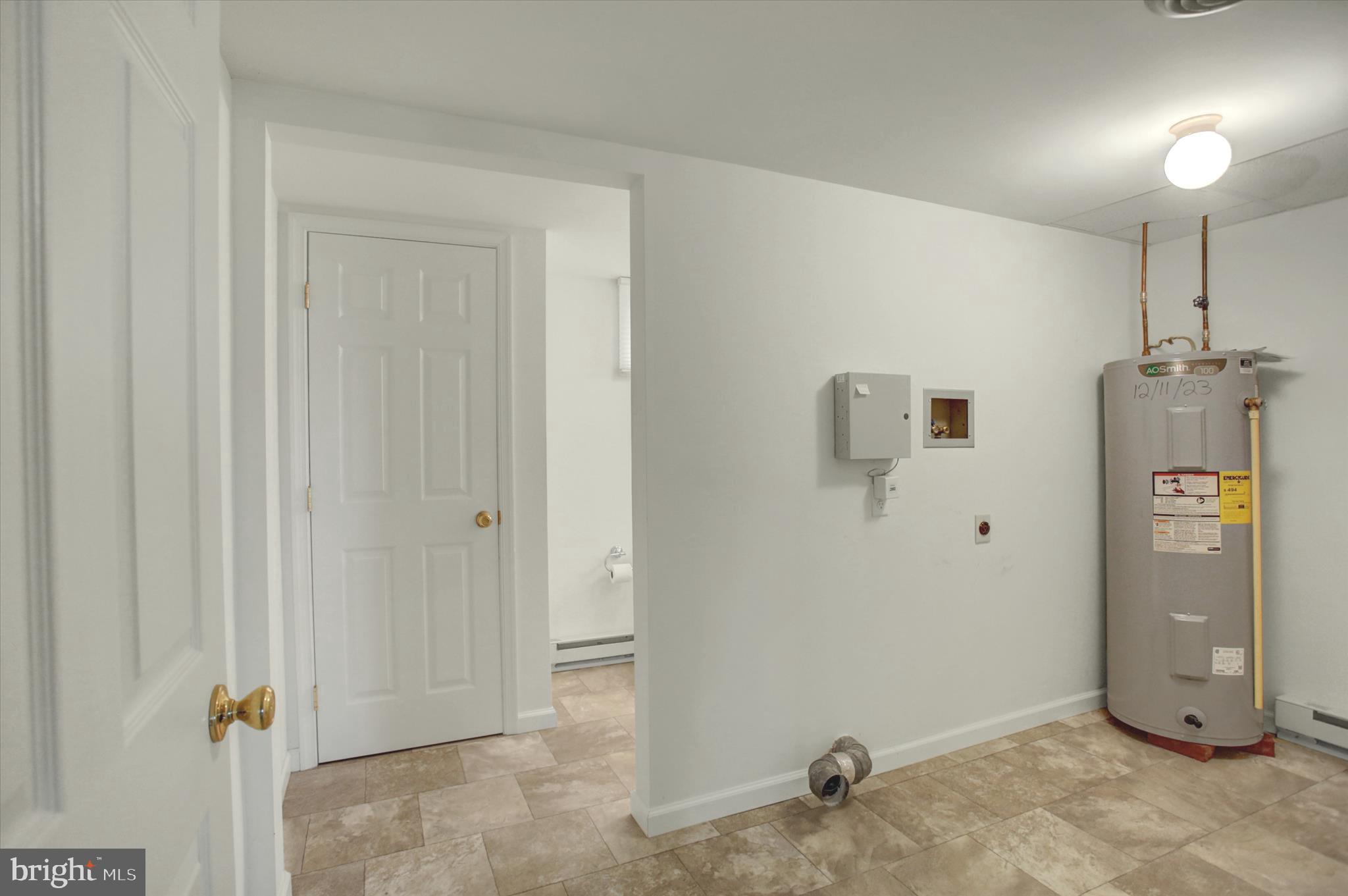 GREENE KNOLLS - Residential