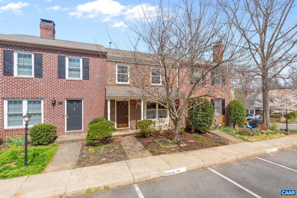 Photo of 940 Huntwood Ln, CHARLOTTESVILLE, VA 22901 (MLS # 674683)