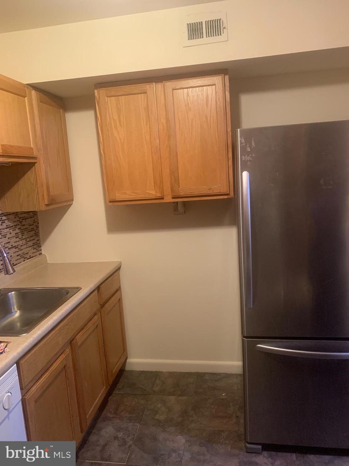 GLENARDEN WOODS - Residential